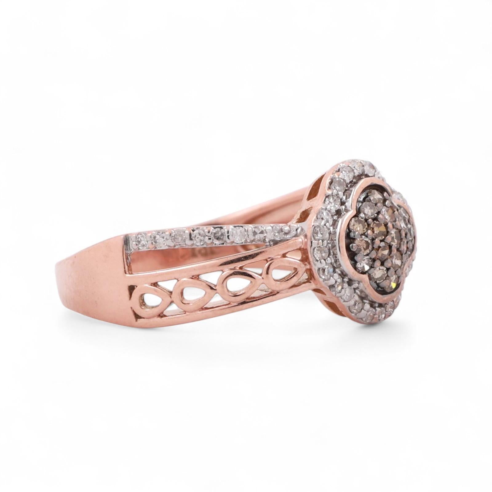 0.55 TW Diamond Floral Cocktail Ring 10K Filigree Gold Size 7.25 Ladies Estate