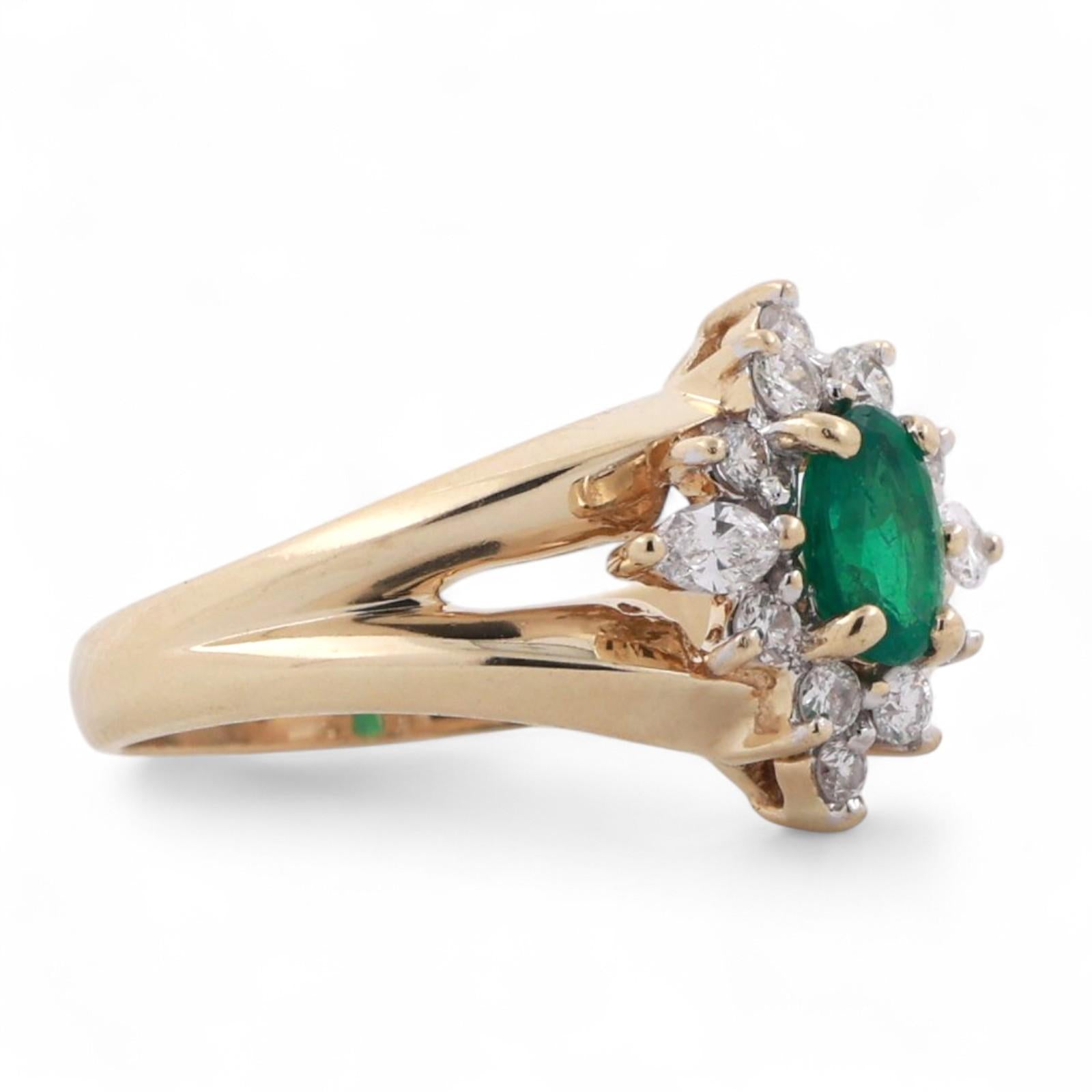 Solitaire Emerald Halo Diamond Cocktail Ring 14K Yellow Gold 0.85 CTW Size 6