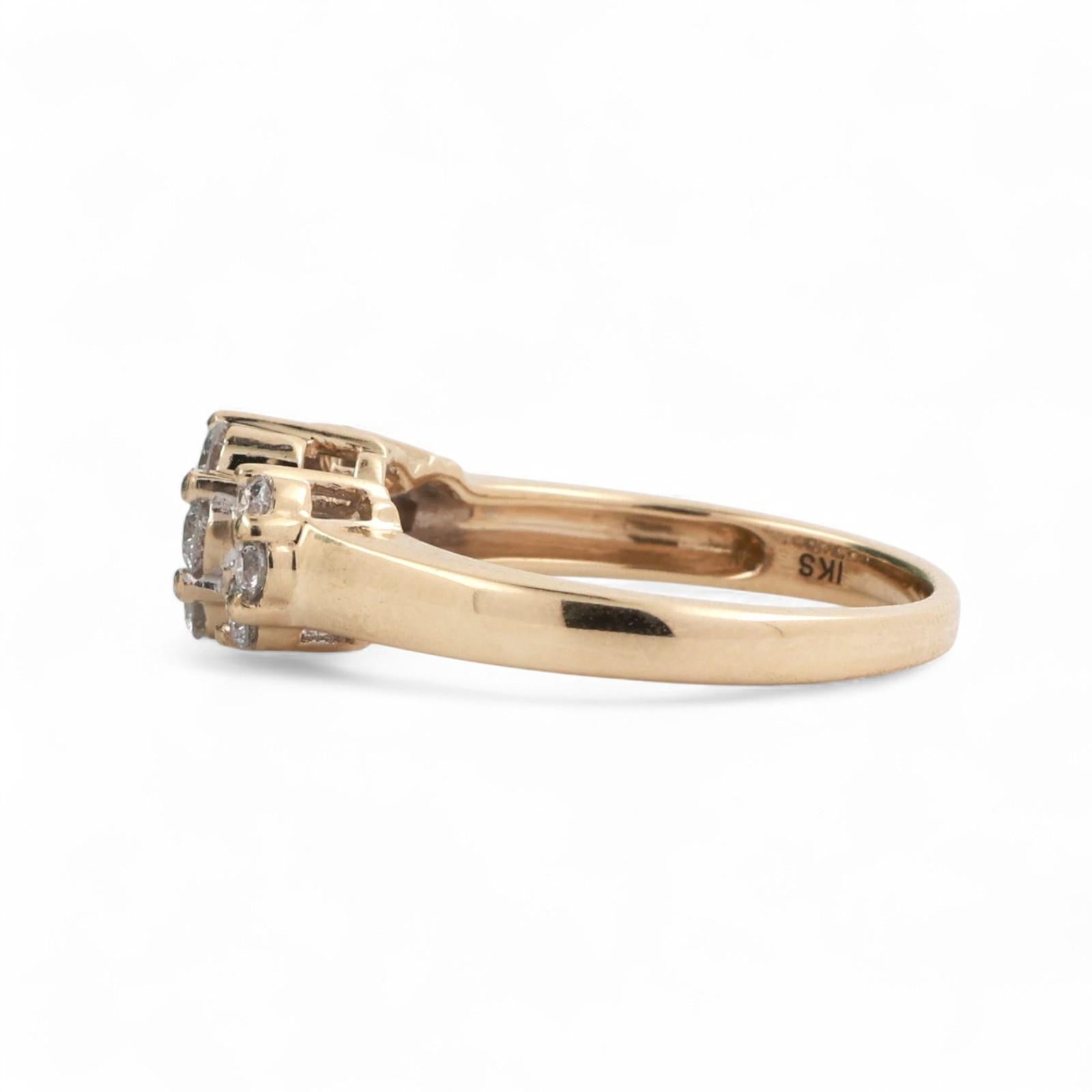 1.00 TW Cluster Diamond Flower Ring 14K Yellow Gold Size 7.25 Ladies Estate