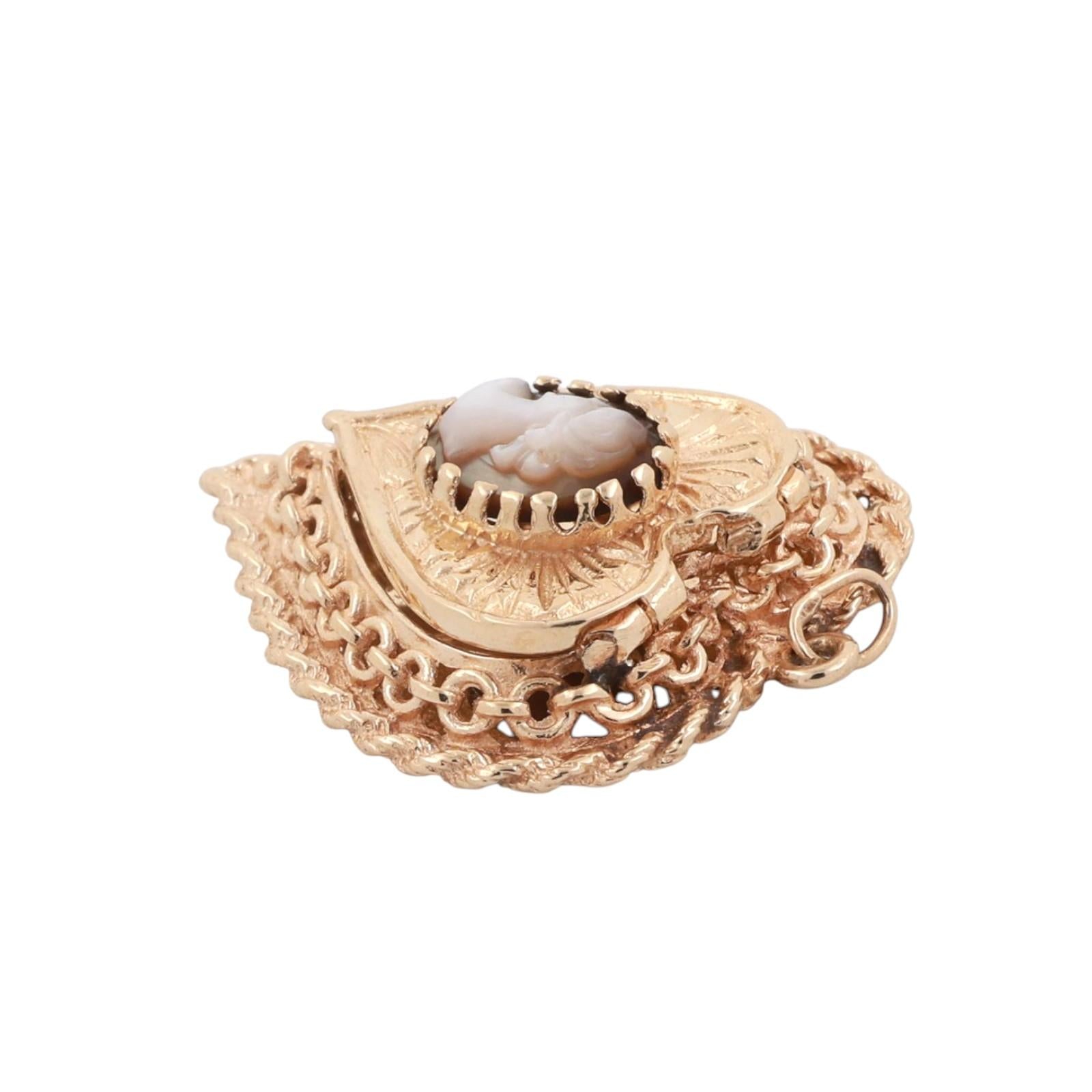 Vintage Cameo Heart Locket Pendant Charm 14K Yellow Gold Filigree Design 1.45"