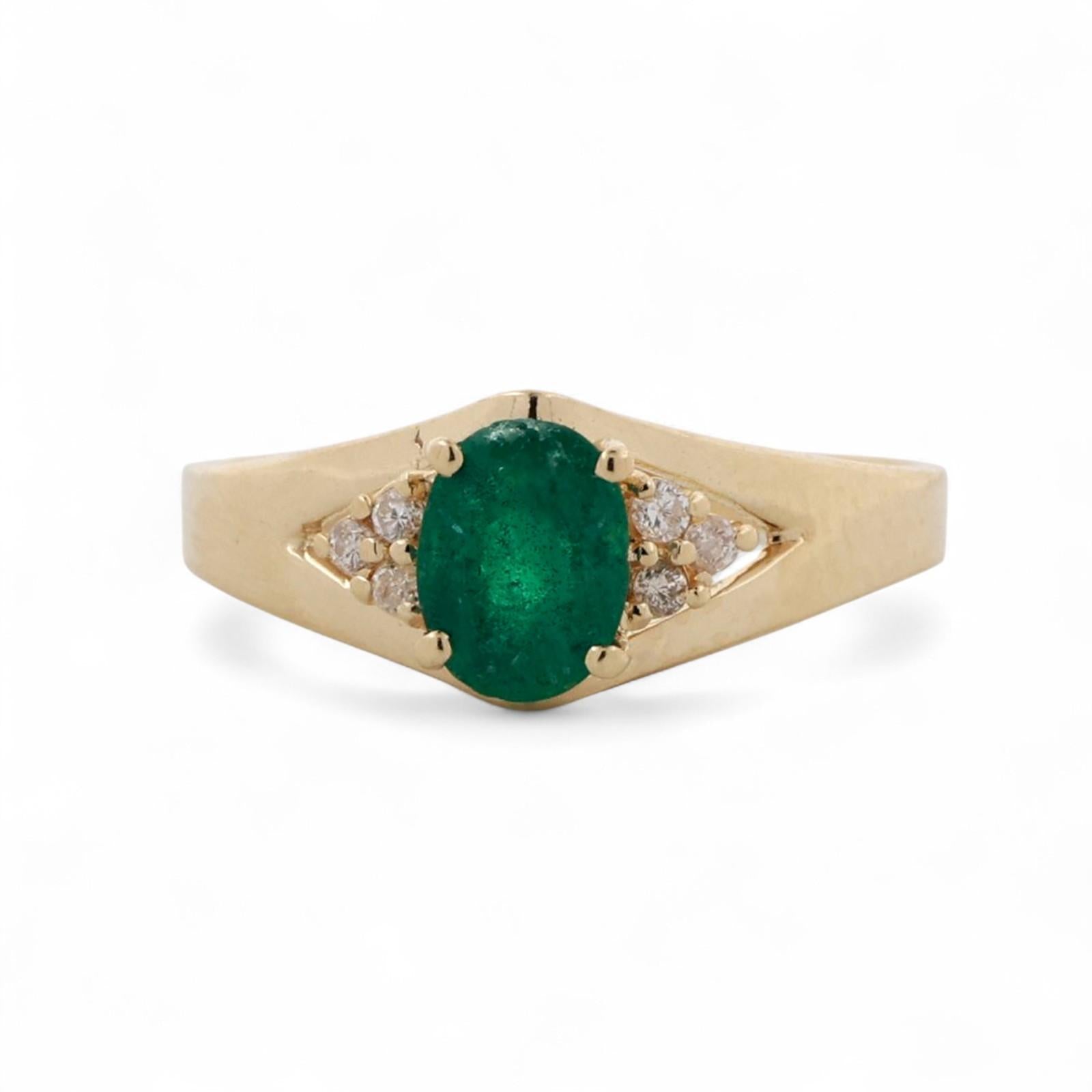 Solitaire Emerald Diamond Accent Cocktail Ring 14K Yellow Gold 0.80 CTW Size 7