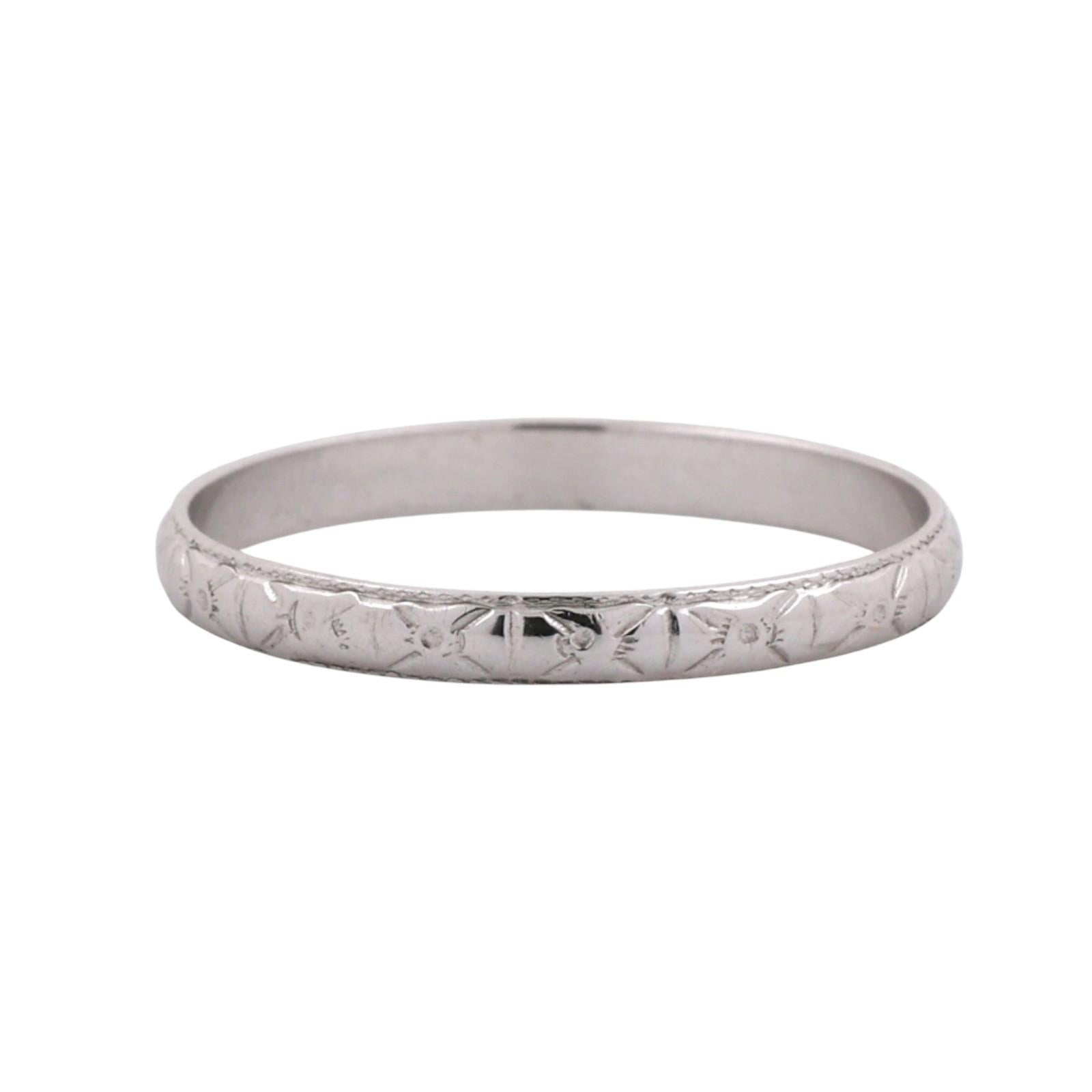 18K White Gold Wedding Anniversary Band Ring Etched Design Size 8.75 Estate