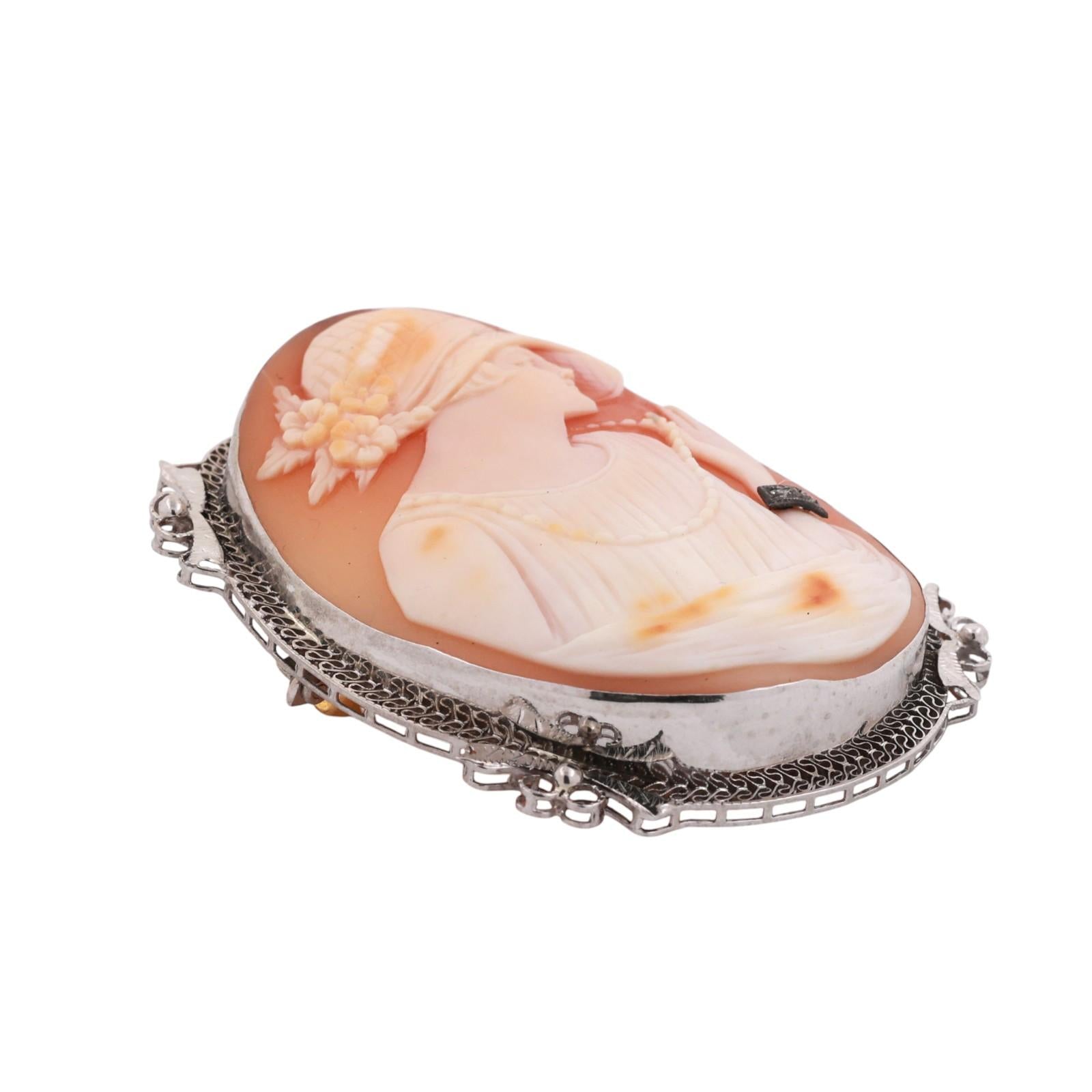 Vintage Cameo Brooch Pin Pendant White Gold 0.02 TW Diamond Accent 2.05" Ladies