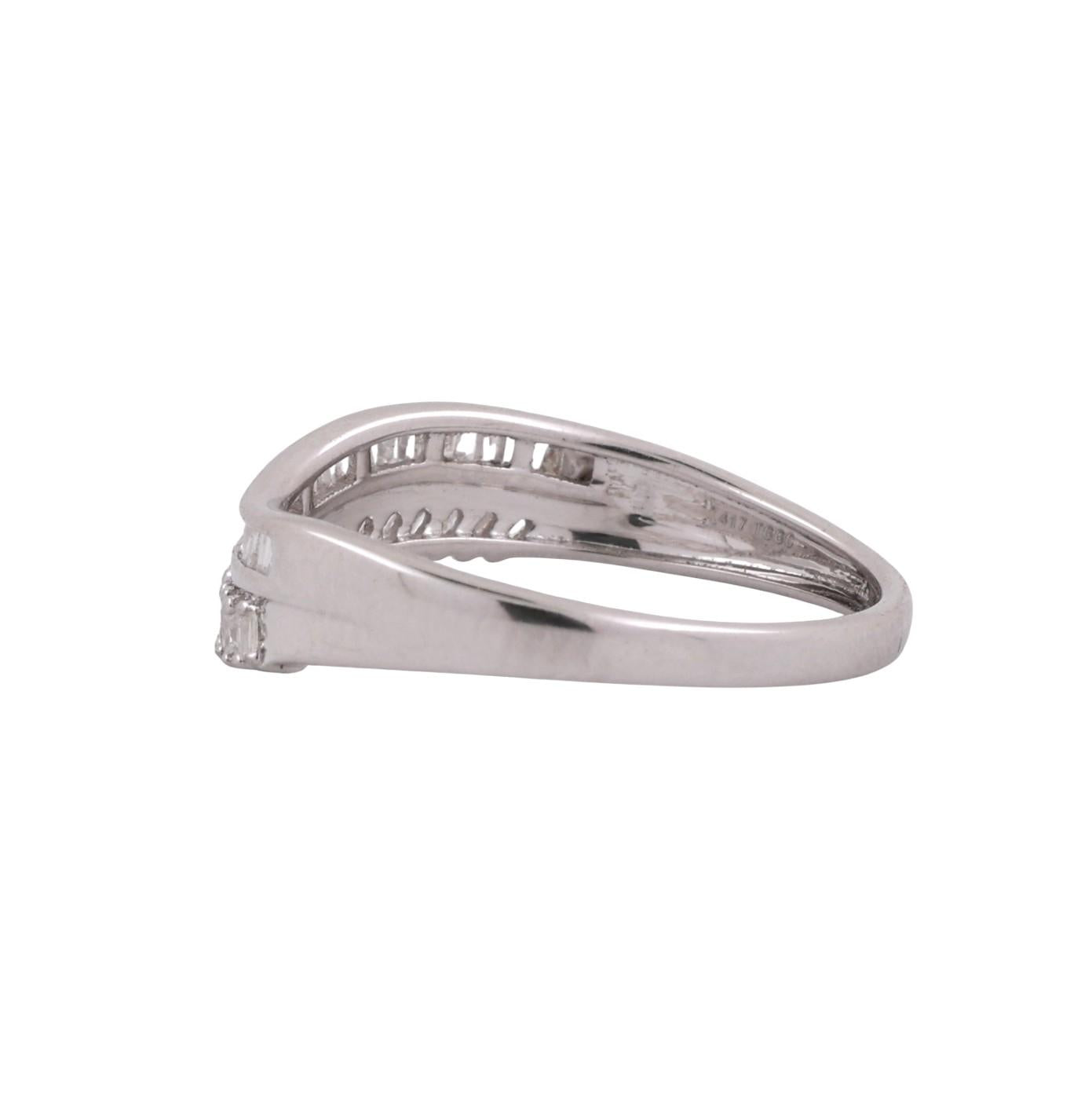 Baguette Diamond Swirl Band Ring 10K White Gold 0.50 TW Size 7.25 Ladies Estate