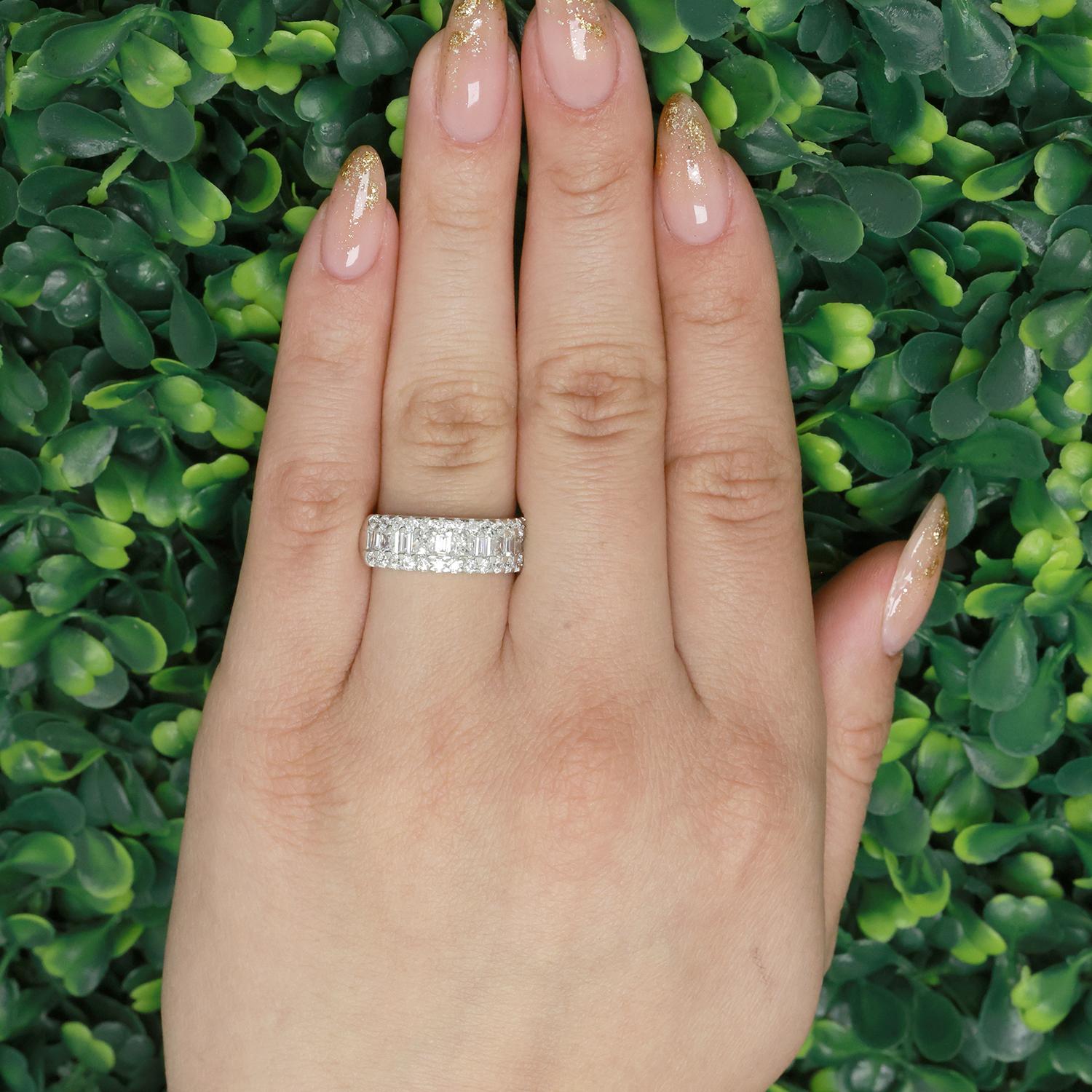 3-Row Cubic Zirconia Half Eternity Band Ring 14K White Gold Size 7.5 Ladies