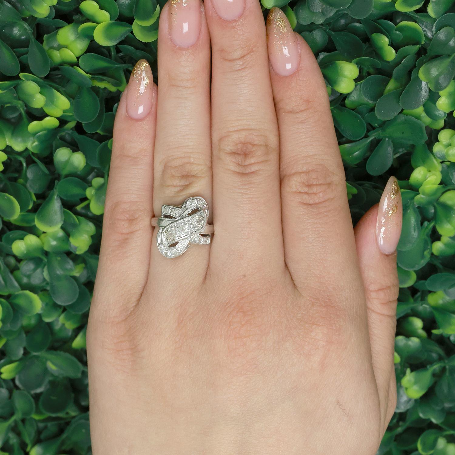 Vintage 1.00 TW Diamond Statement Ring White Gold Platinum Size 6 Ladies Estate