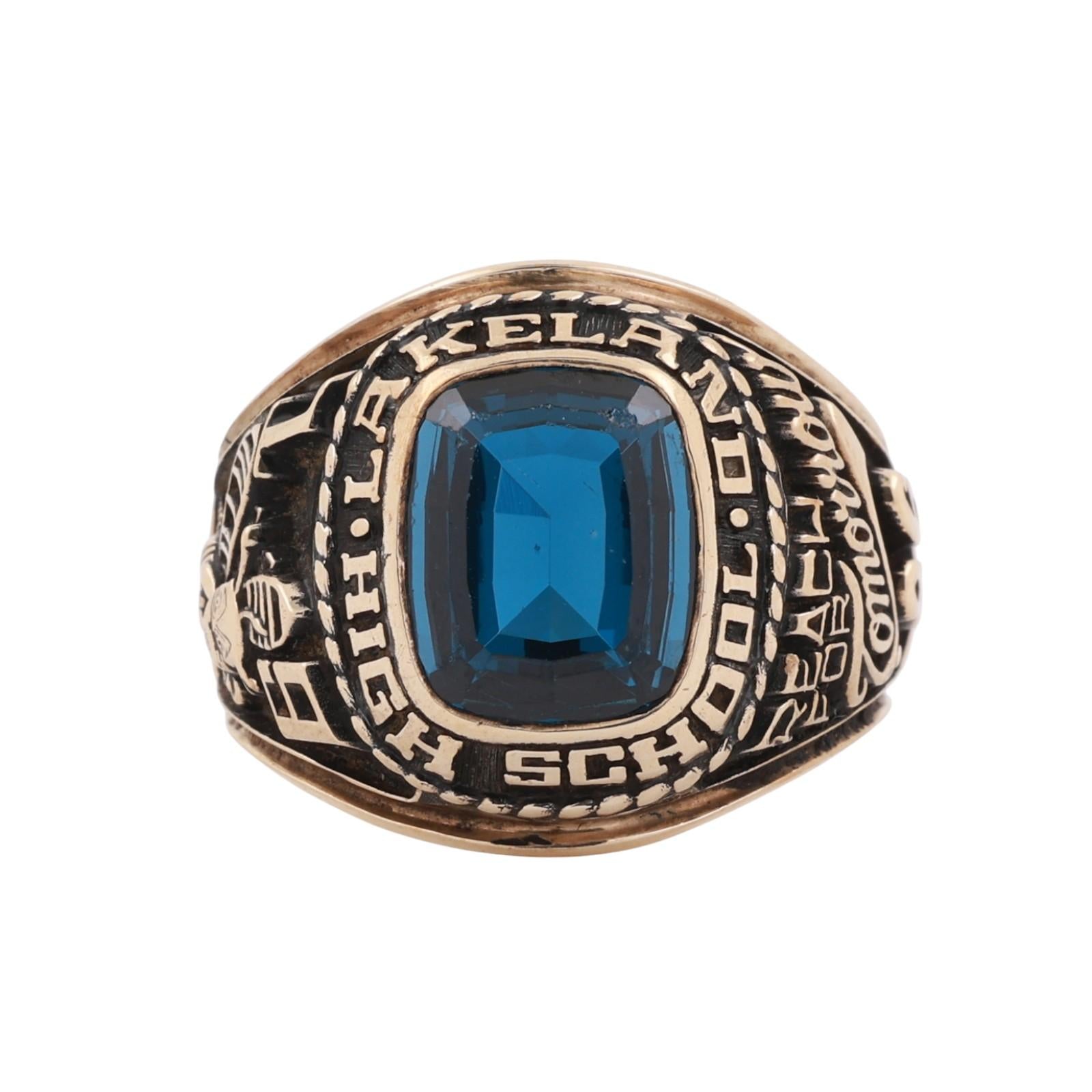 Mens Lakeland High School Class Ring 1986 10K Gold Lab Grown Sapphire Size 10.5