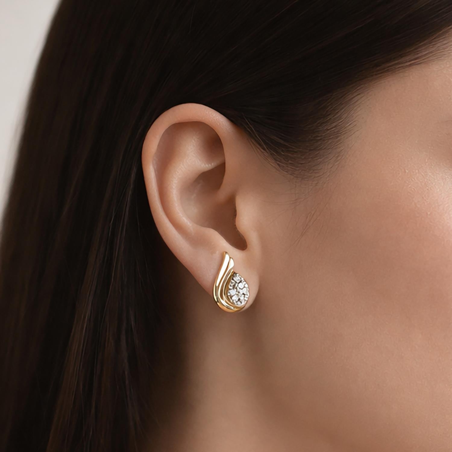 Cluster Diamond Teardrop Stud Earrings 14K Yellow Gold Swirl 0.20 TW 0.35”