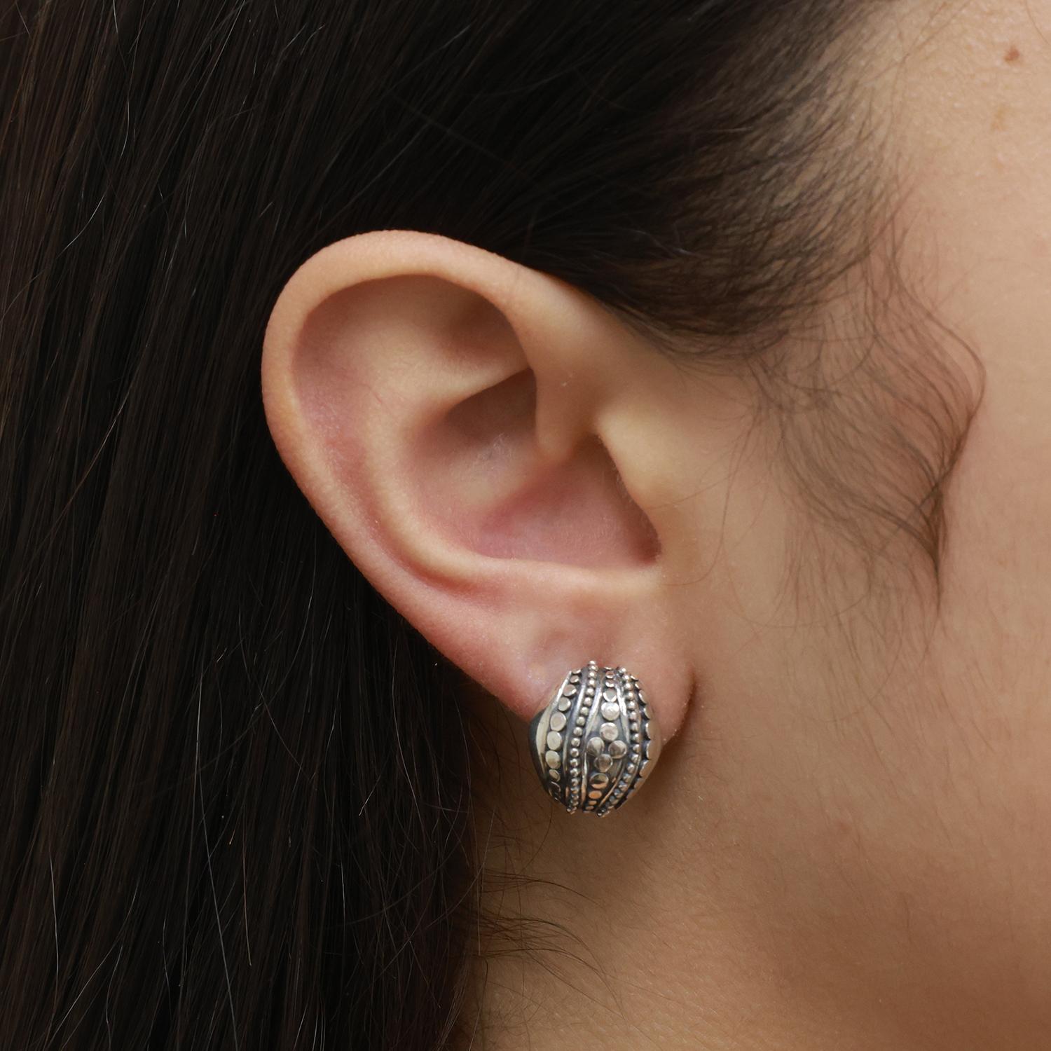 John Hardy Jaisalmer Domed Dot Collection Earrings Sterling Silver Omegas 0.47"