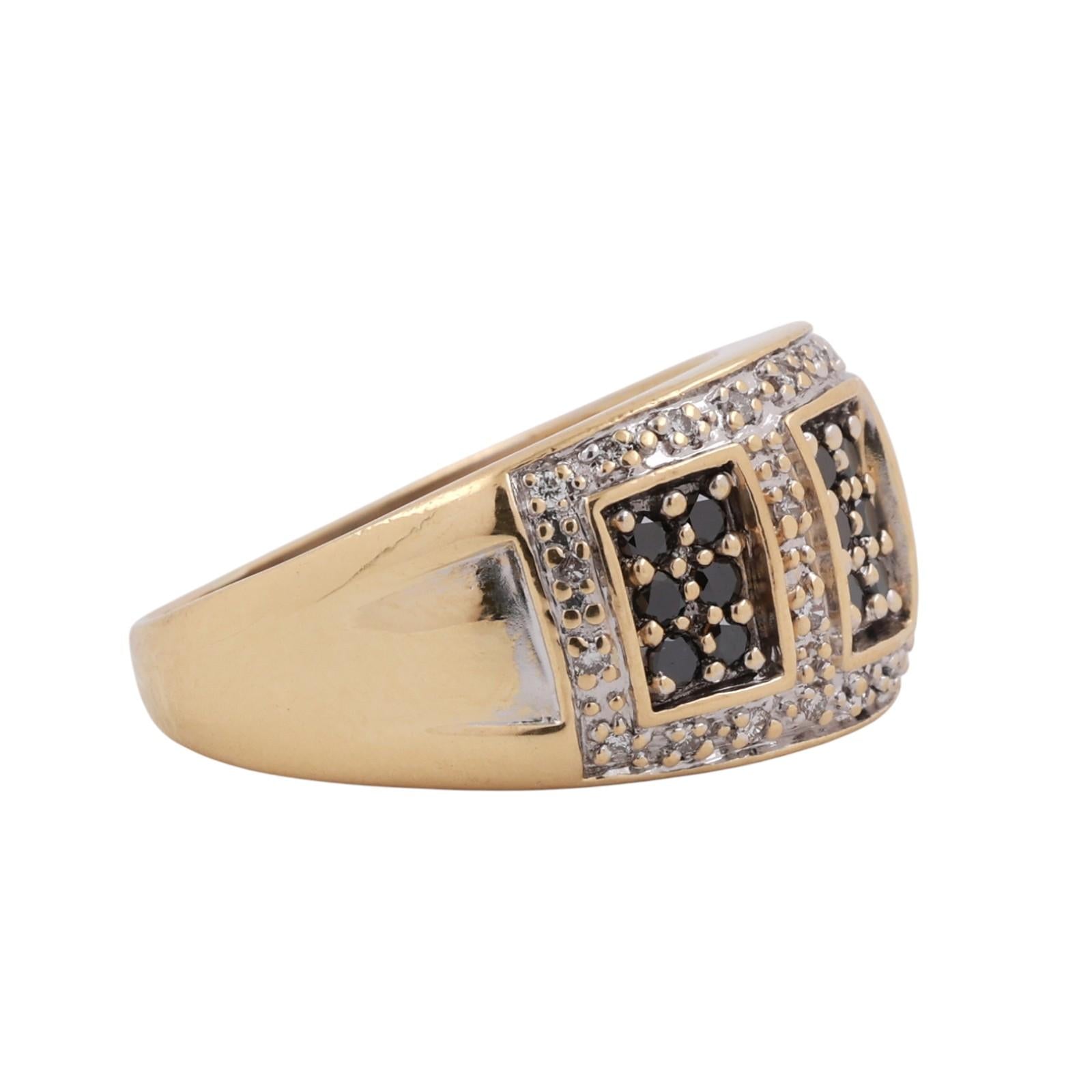 Black and White Diamond Wide Band Ring 18K Gold 0.66 TW Size 8.25 Ladies Estate