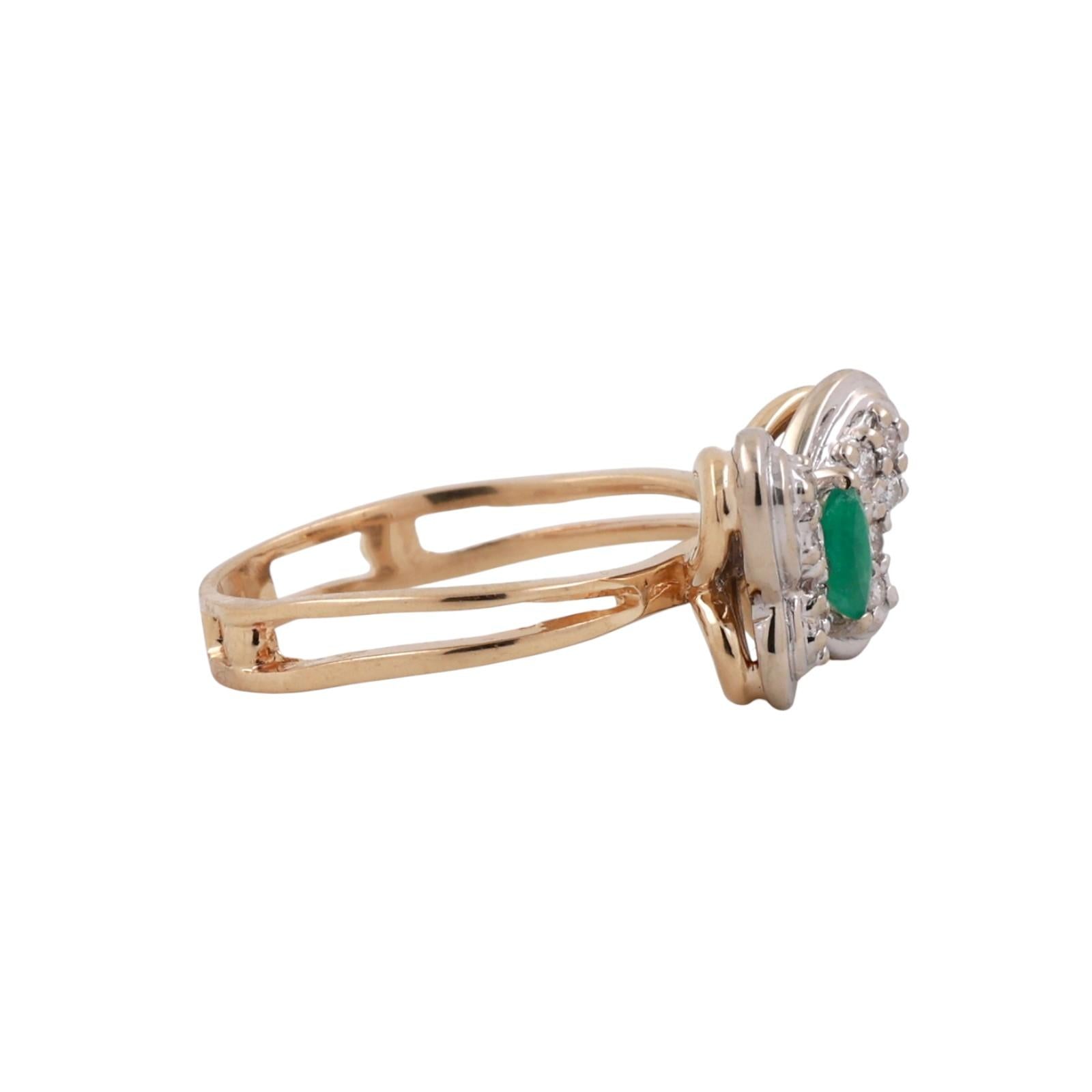 Diamond Emerald Butterfly Statement Ring 14K Gold  0.33 CTW Size 5.5 Ladies