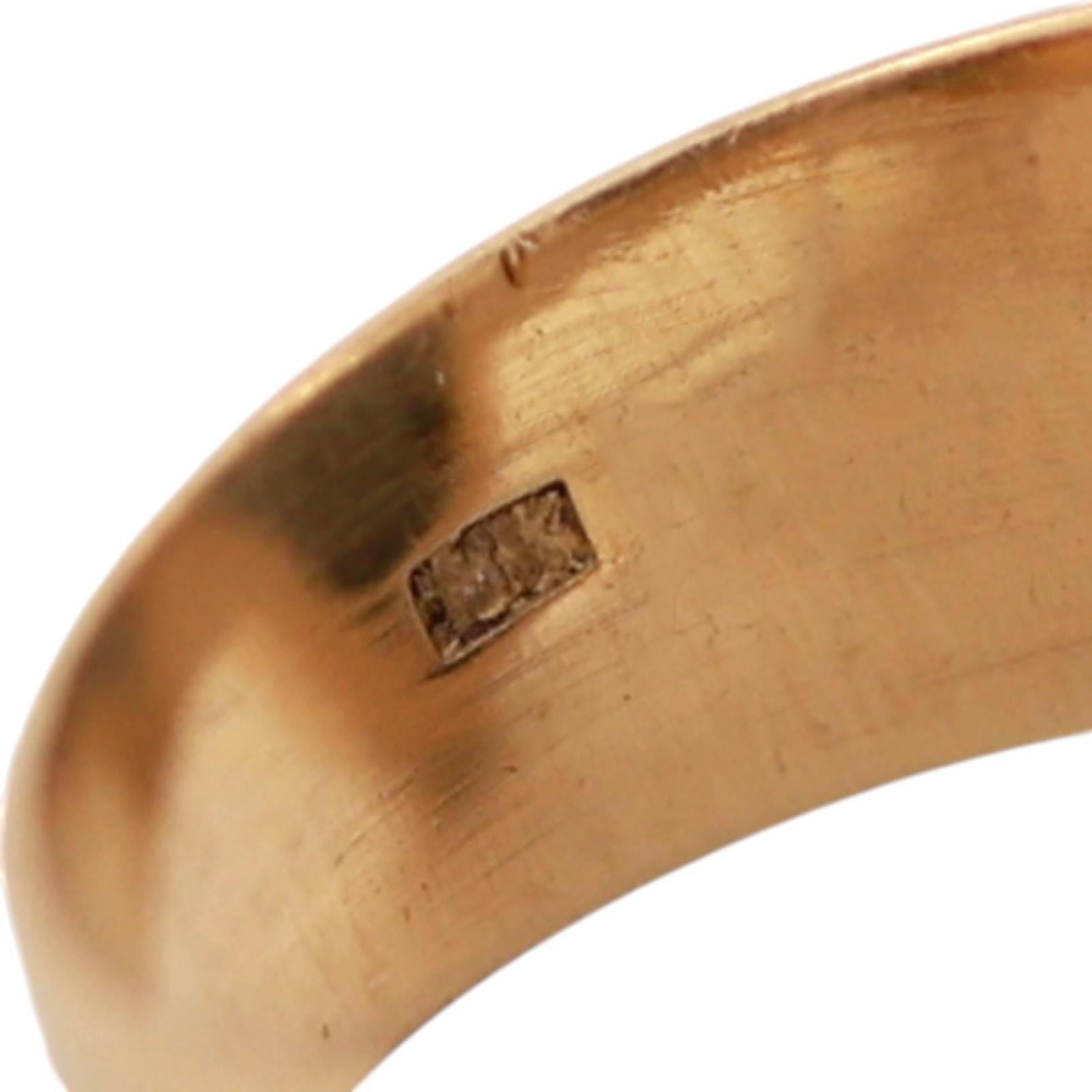 Vintage Oval Black Onyx Signet Ring 18K Yellow Gold Oval Gem Size 6.25 Estate