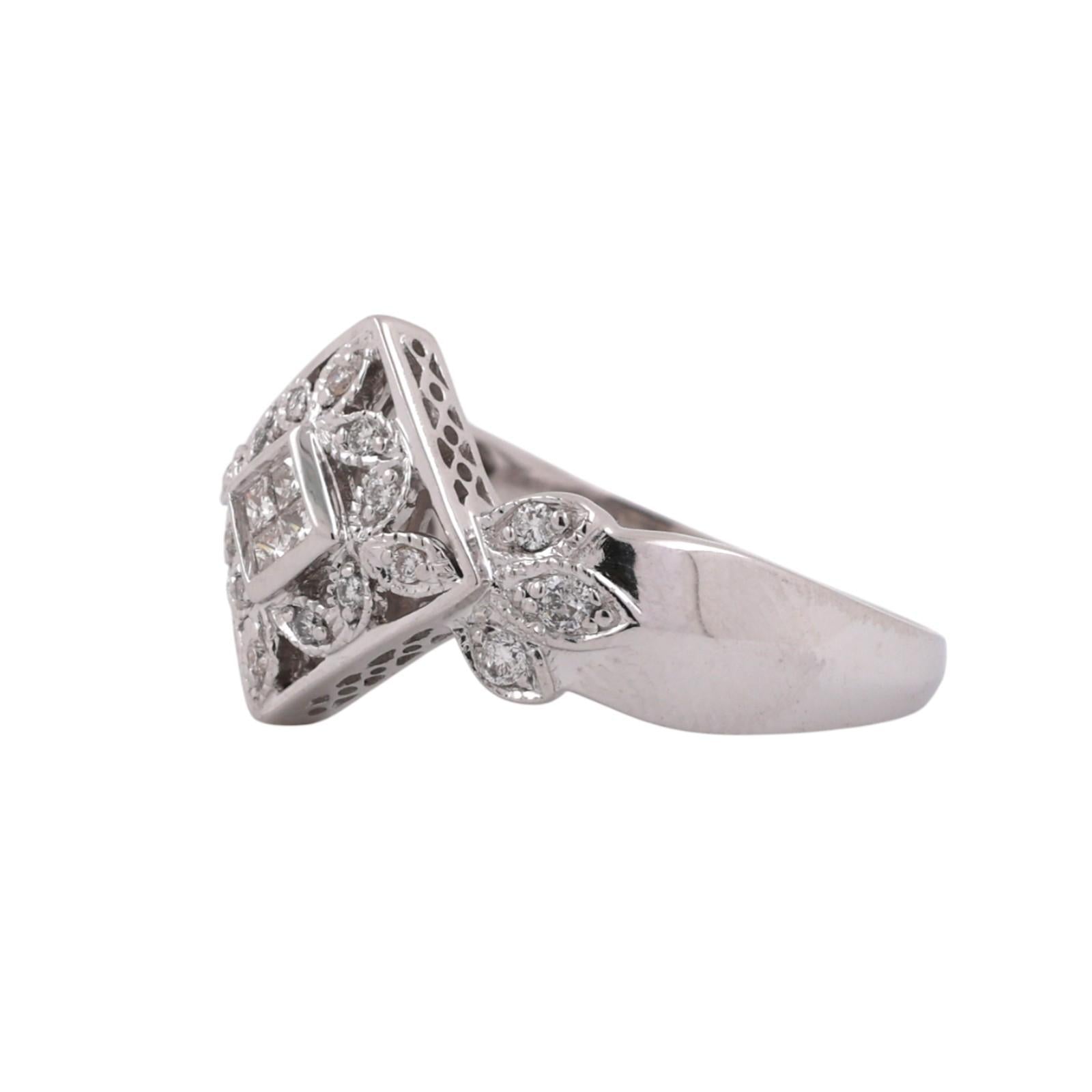 0.40 TW Diamond Floral Cocktail Ring 14K White Gold Size 8.25 Ladies Estate