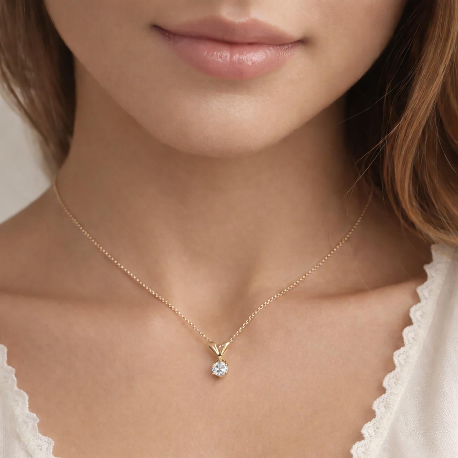 NEW 6-Prong Set 0.25 CT Round Diamond Solitaire Pendant 14K Yellow Gold 0.35"