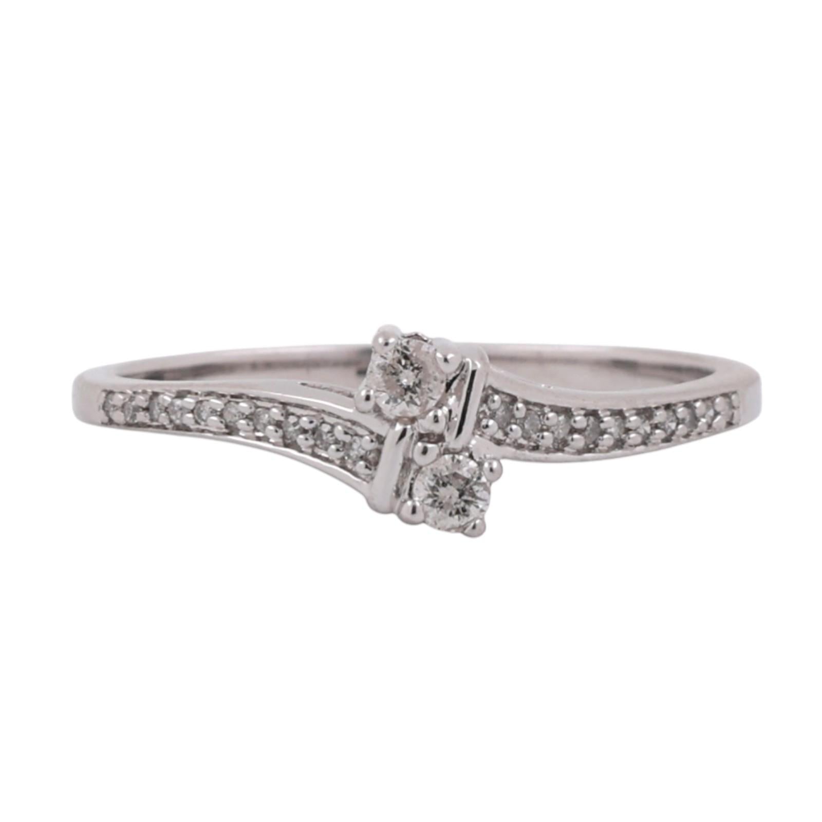 0.25 TW Round Diamond Bypass Ring 10K White Gold Size 9 Ladies Estate