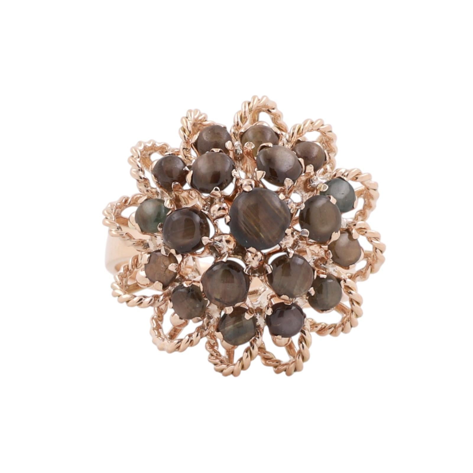 Black Star Sapphire Cocktail Flower Ring Yellow Gold 1.95 CTW Size 7.25 Ladies
