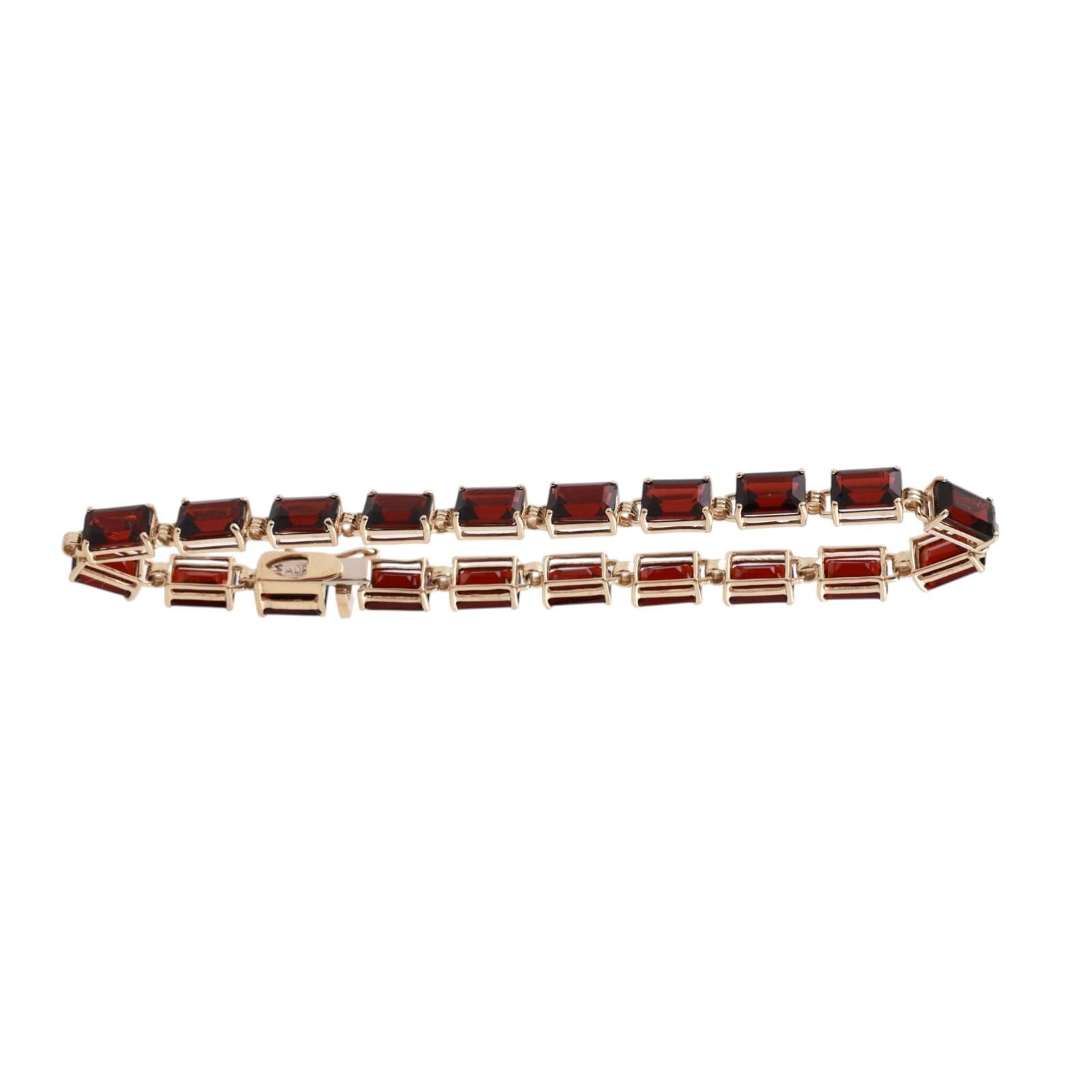 25ctw Garnet Tennis Bracelet Yellow Gold Emerald Cut 7.5" Vintage Estate