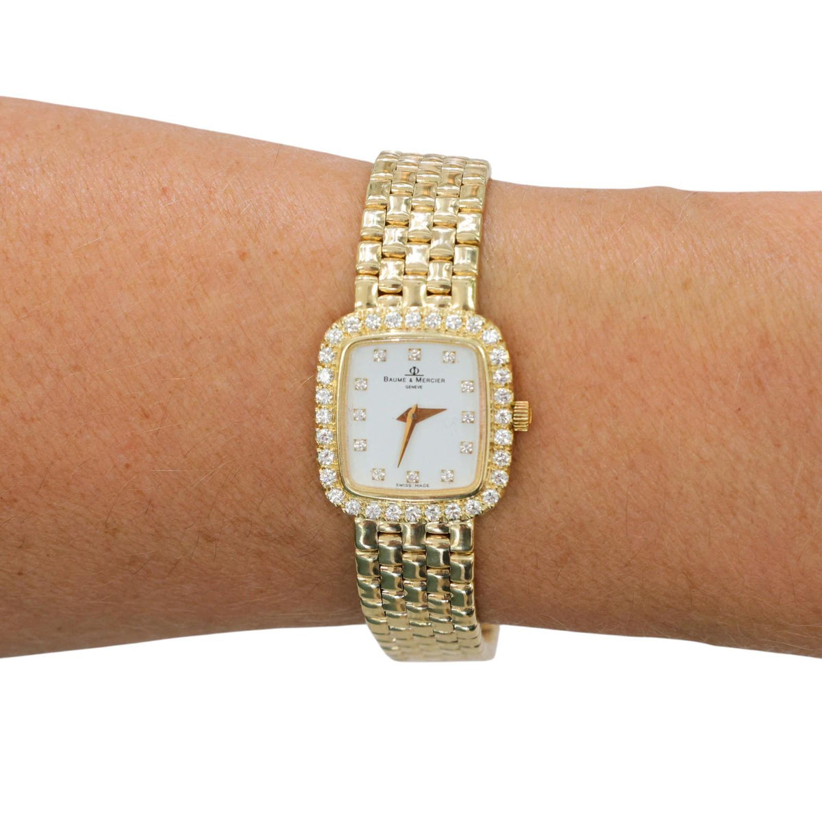 Baume & Mercier 14K Yellow Gold Diamond Bezel Ladies Quartz Watch 42.2g