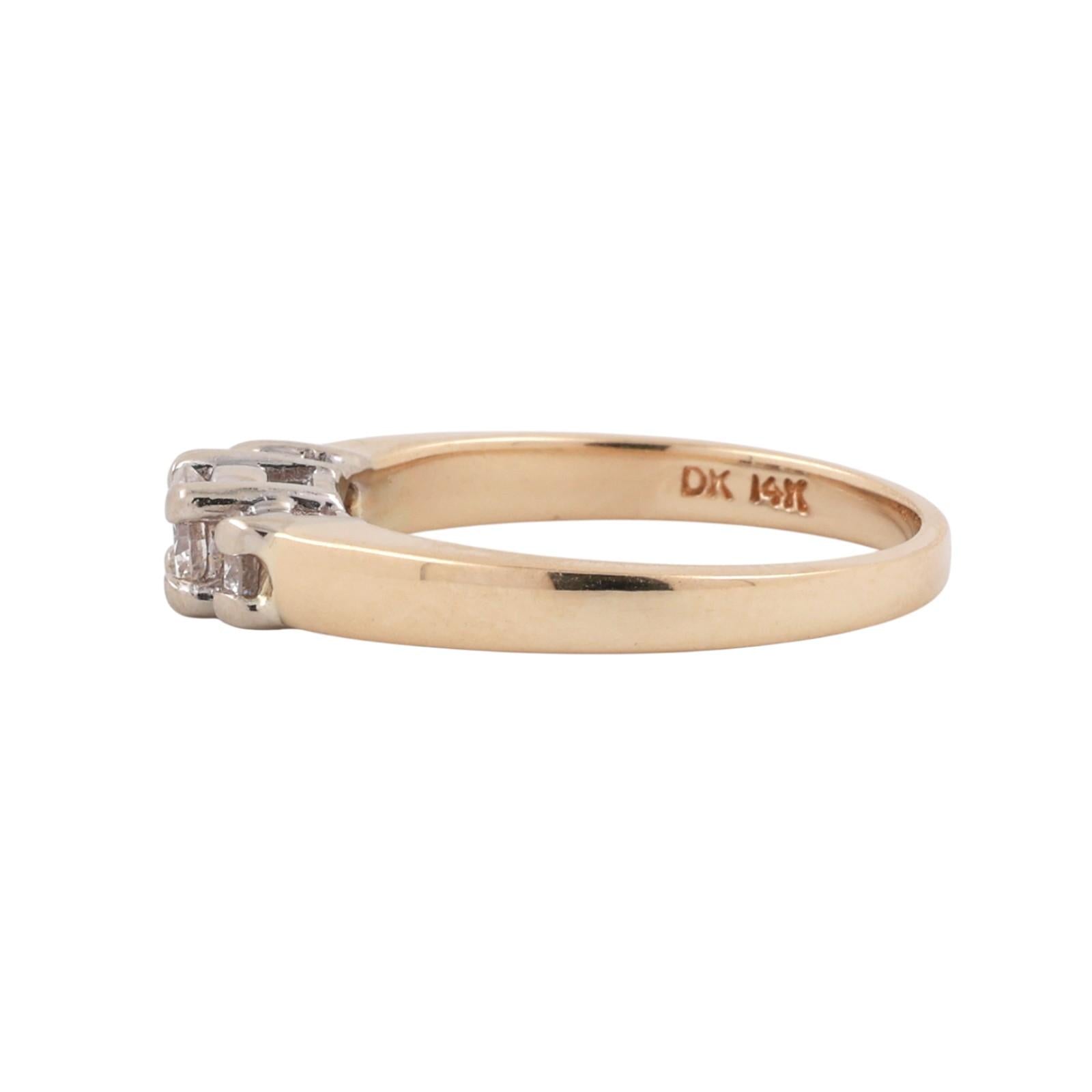 14K Two Tone Gold 0.50CTW Diamond Engagement Ring 3 Stone Round Size 7