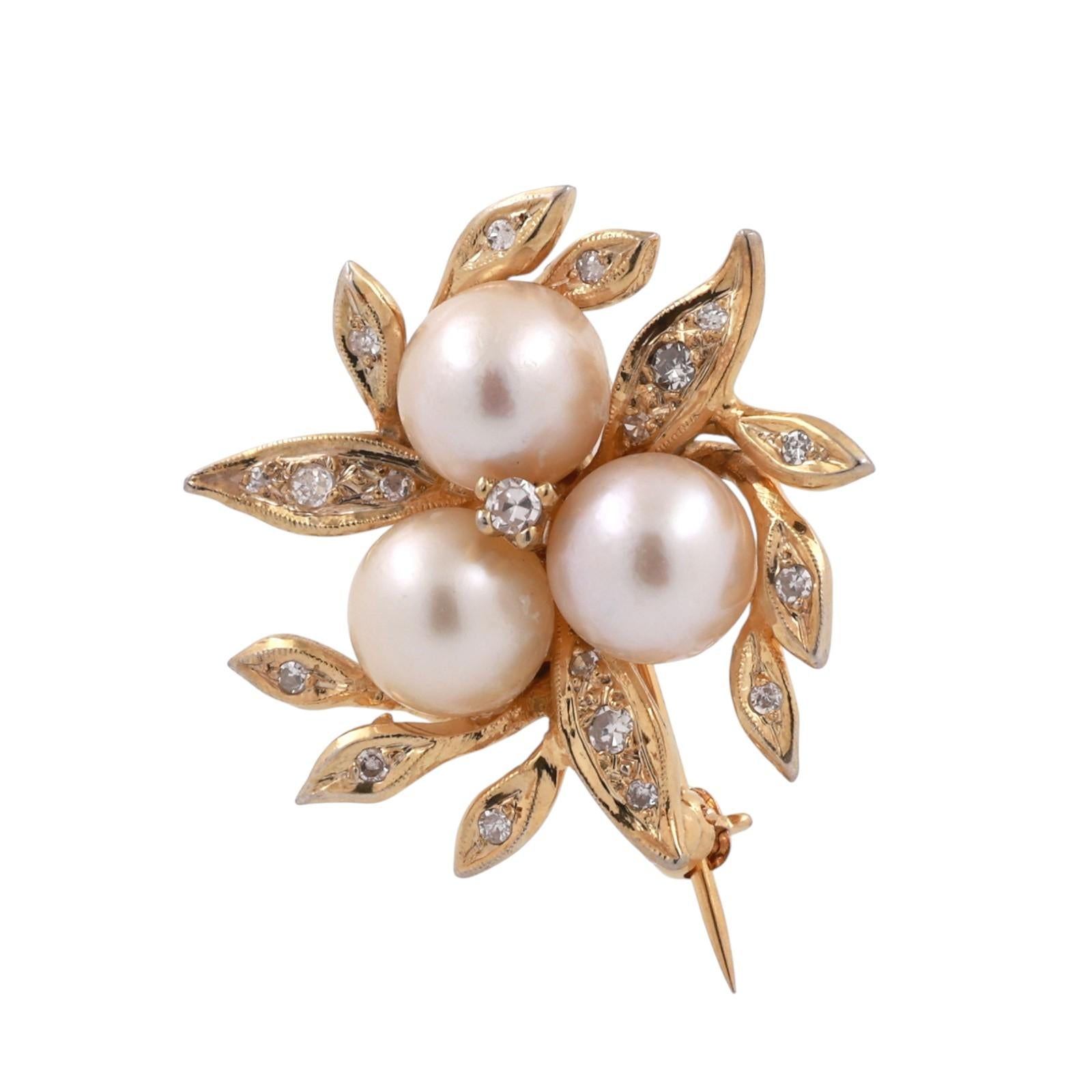 Vintage 14K Yellow Gold Akoya Pearl Diamond Leaf Cluster Brooch Pendant Estate