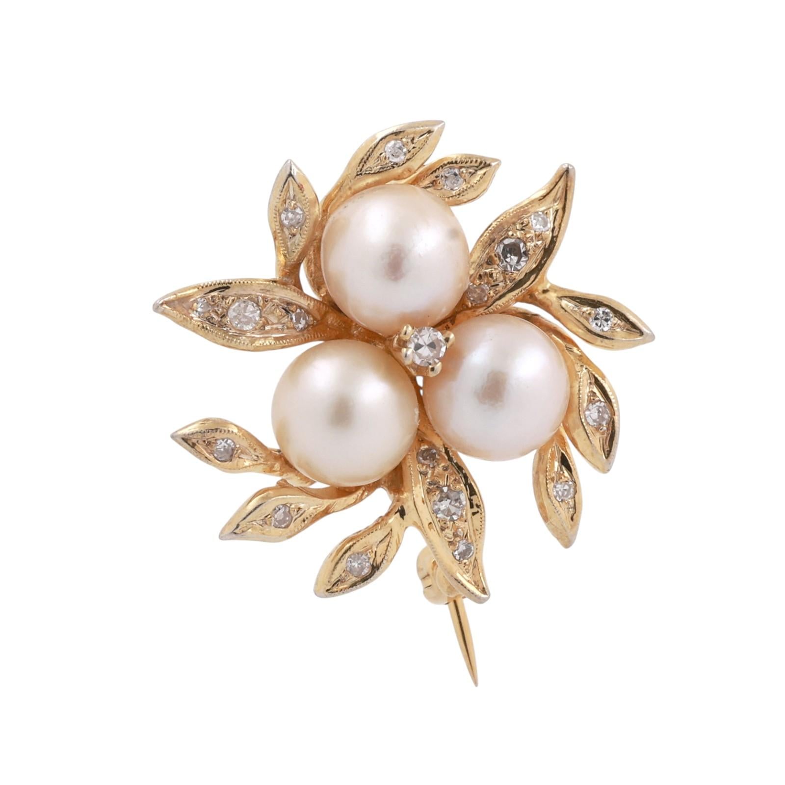 Vintage 14K Yellow Gold Akoya Pearl Diamond Leaf Cluster Brooch Pendant Estate