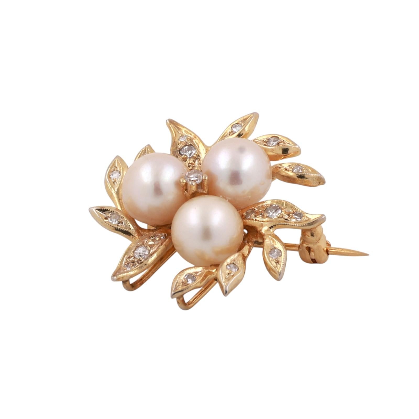 Vintage 14K Yellow Gold Akoya Pearl Diamond Leaf Cluster Brooch Pendant Estate