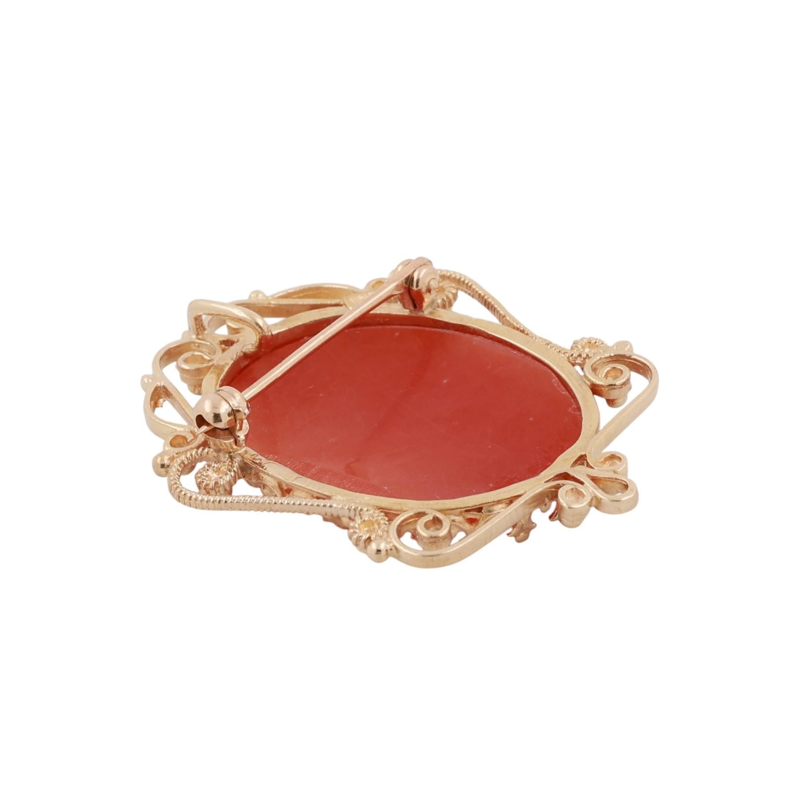 Vintage Filigree Yellow Gold Three Graces Cameo Oval Filigree Brooch Pin Pendant