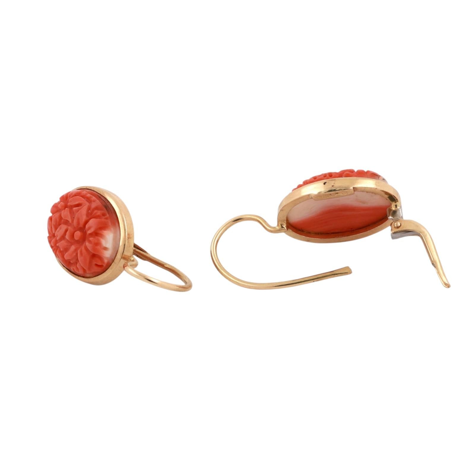 18K Yellow Gold Carved Momo Coral Oval Floral Bezel Lever Back Earrings