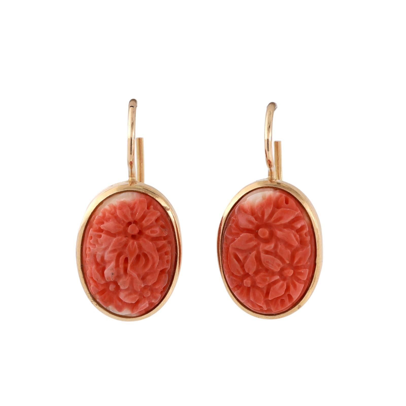 18K Yellow Gold Carved Momo Coral Oval Floral Bezel Lever Back Earrings