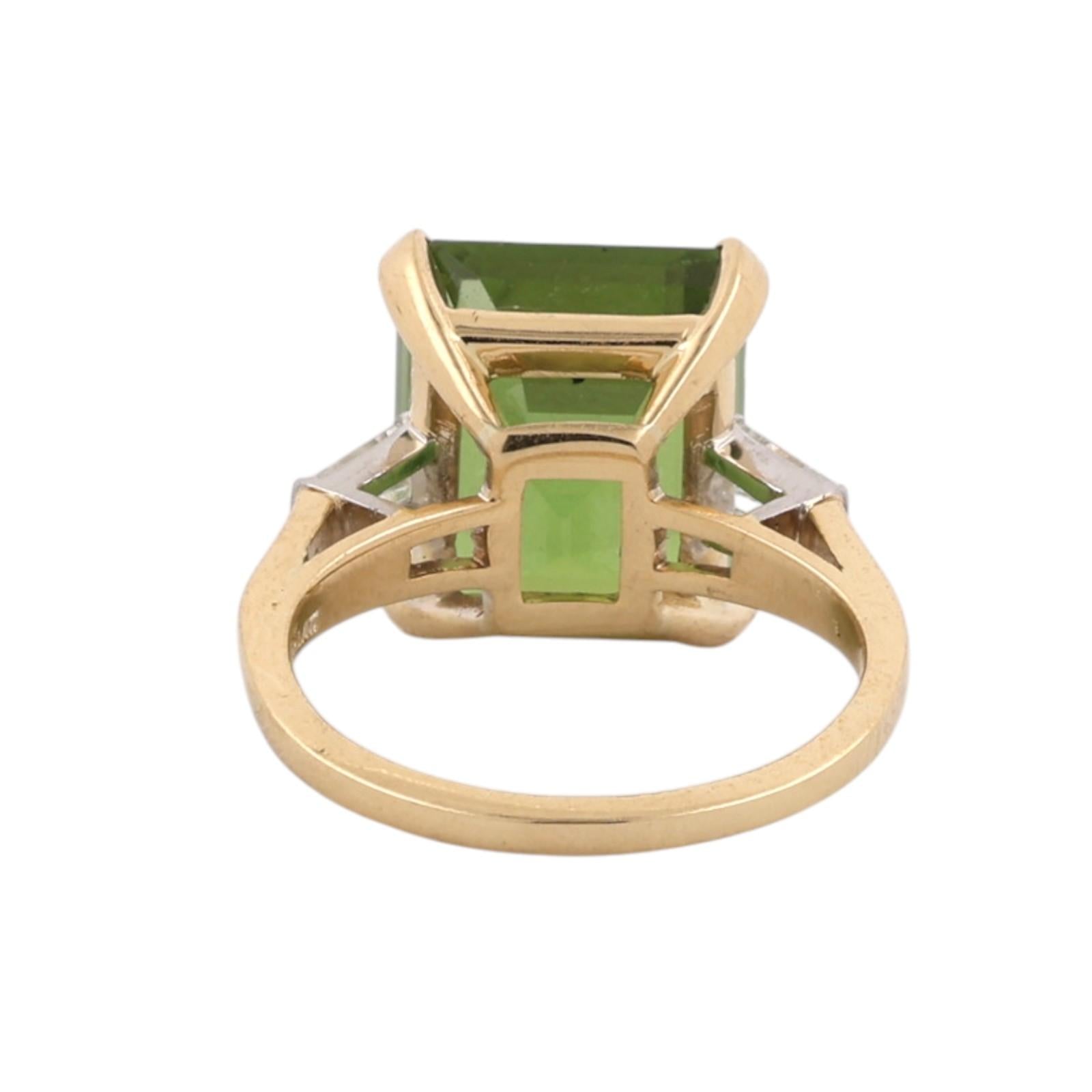 18K Gold Platinum 6.70CTW Emerald Cut Peridot Diamond Ring Estate Size 6