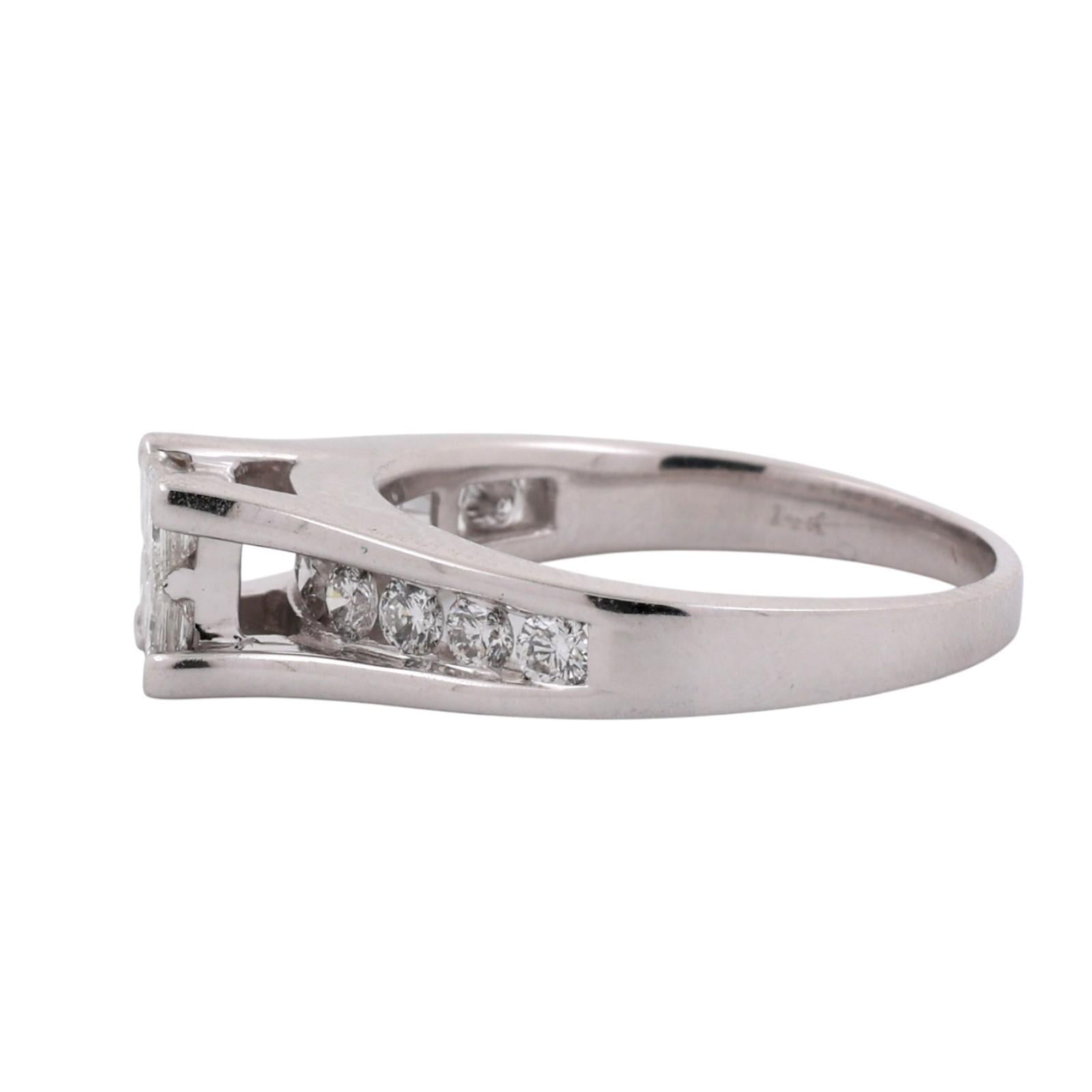14K White Gold 1.00CTW Princess & Round Diamond Cluster Ring Size 7.75