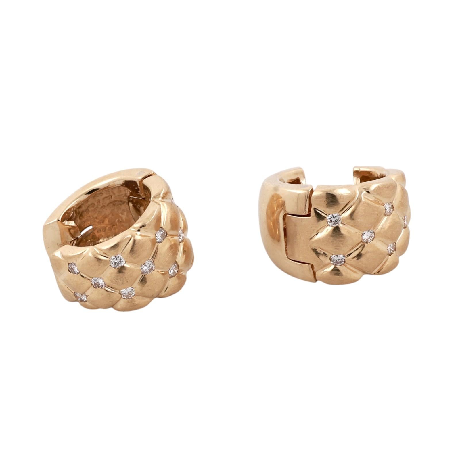 14K Yellow Gold Diamond Quilted Wide Huggie Hoop Earrings 0.42CTW Estate