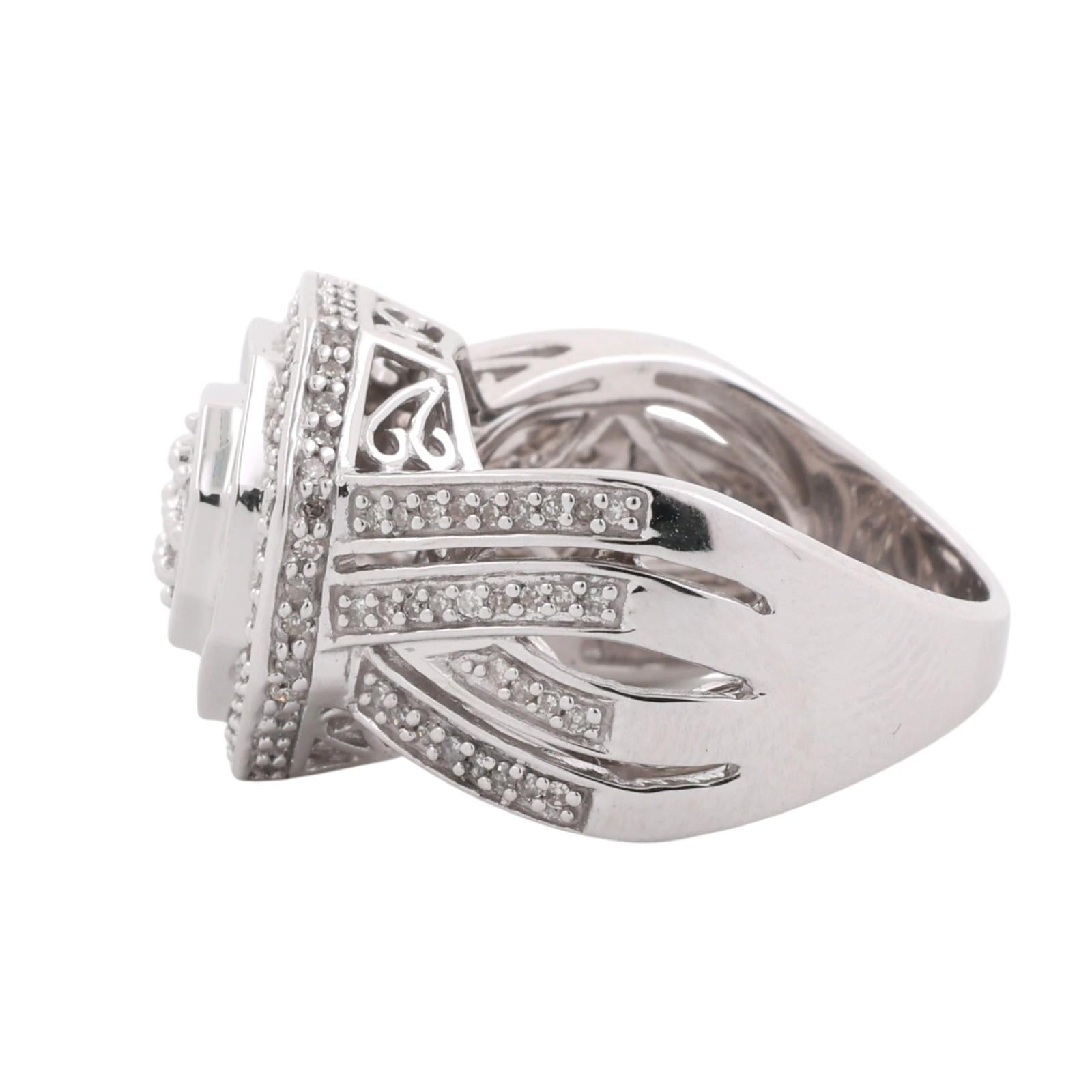 10K White Gold 1.00CTW Diamond Cluster Ring Baguette Round Halo Estate Size 7