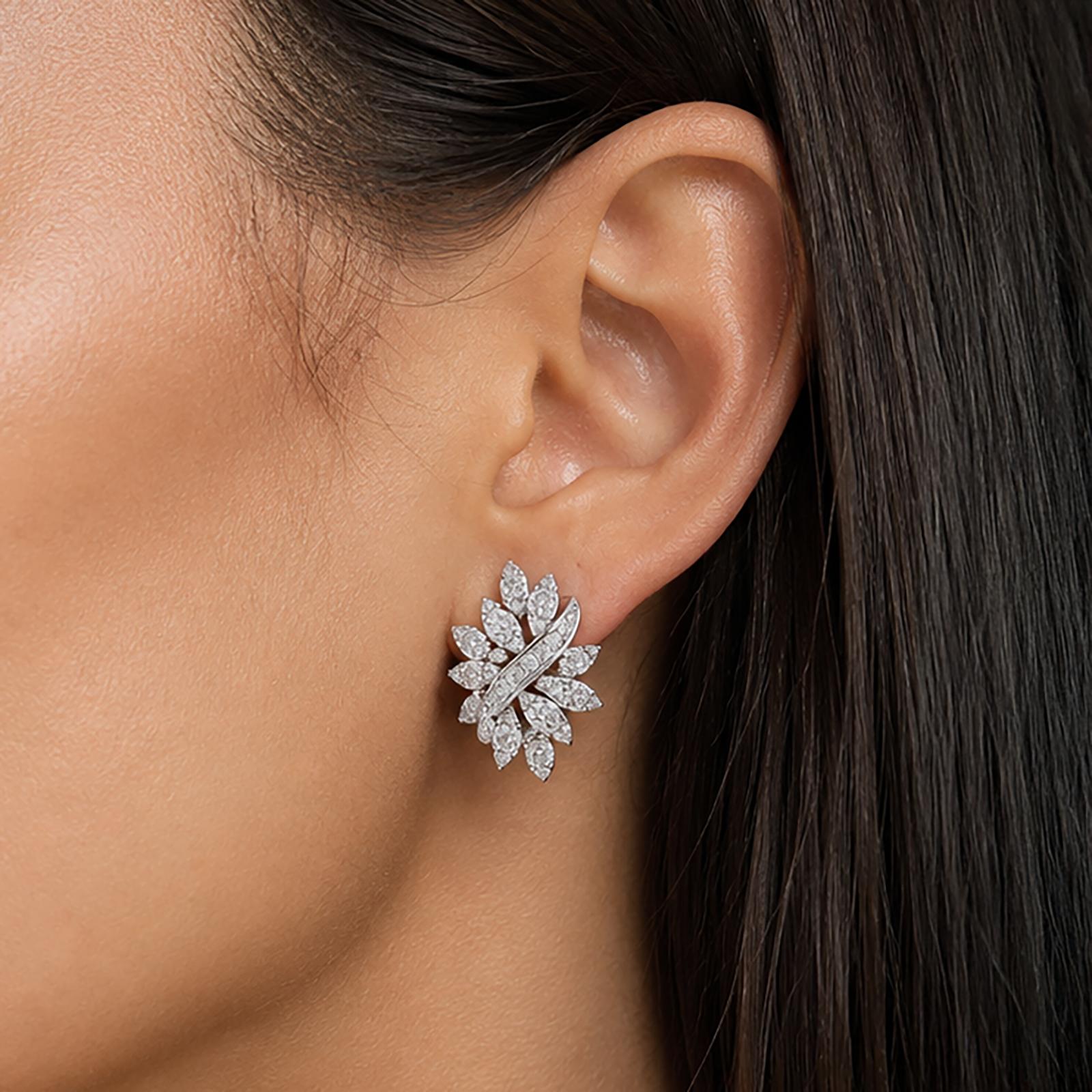 EFFY 14K White Gold 2.00CTW Diamond Cluster Floral Earrings Estate Signed