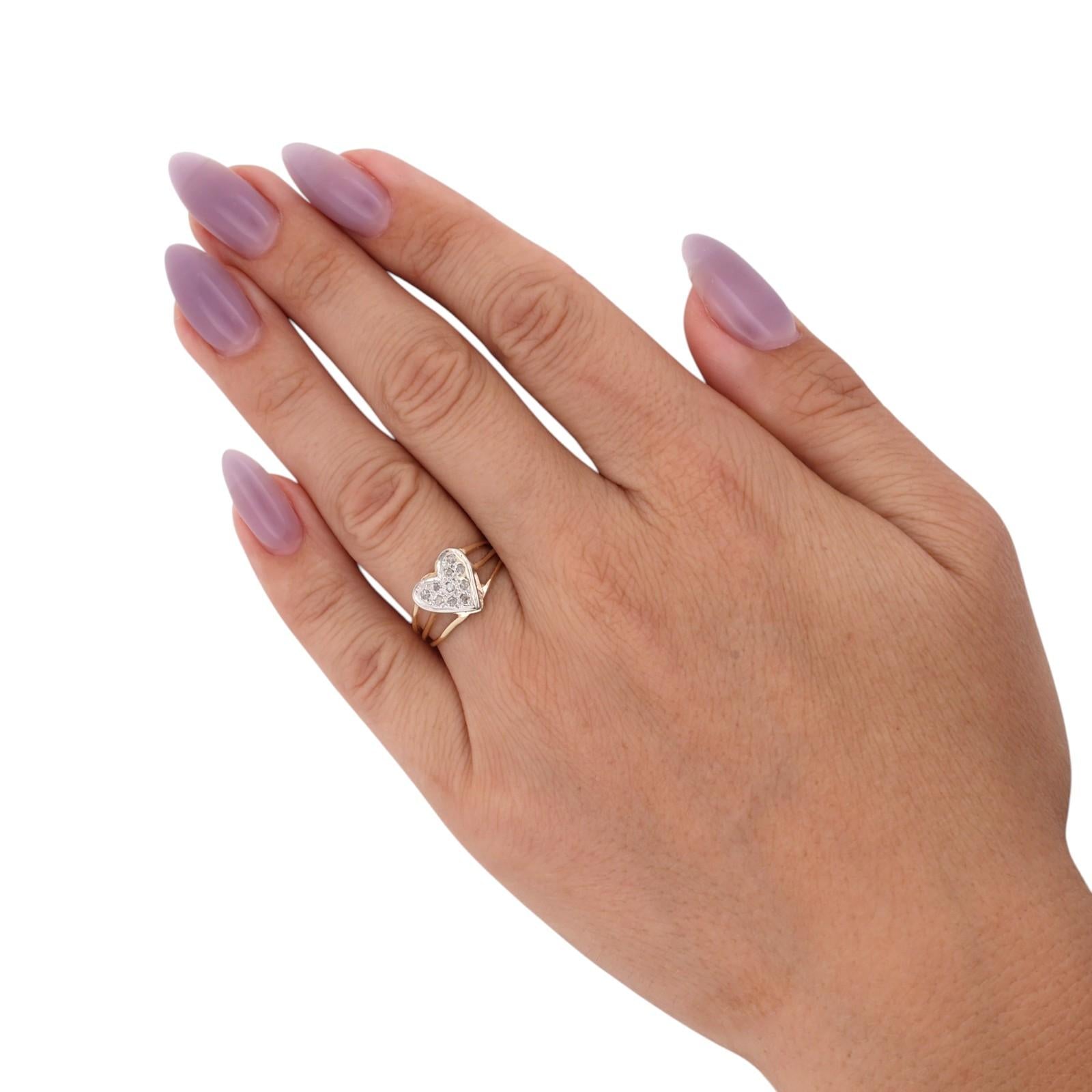 Natural Cluster Diamond Heart Ring 14K Two Tone Gold 0.10CTW Split Shank Sz 5.5