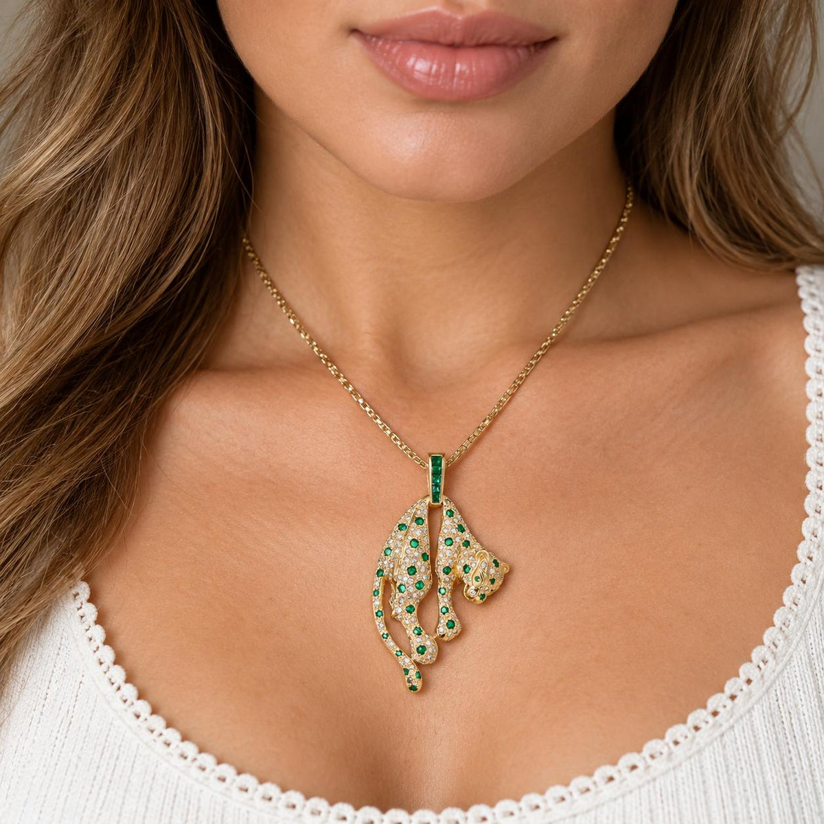 18K Yellow Gold Emerald Diamond Panther Pendant 2.37 CTW 17.5g Estate