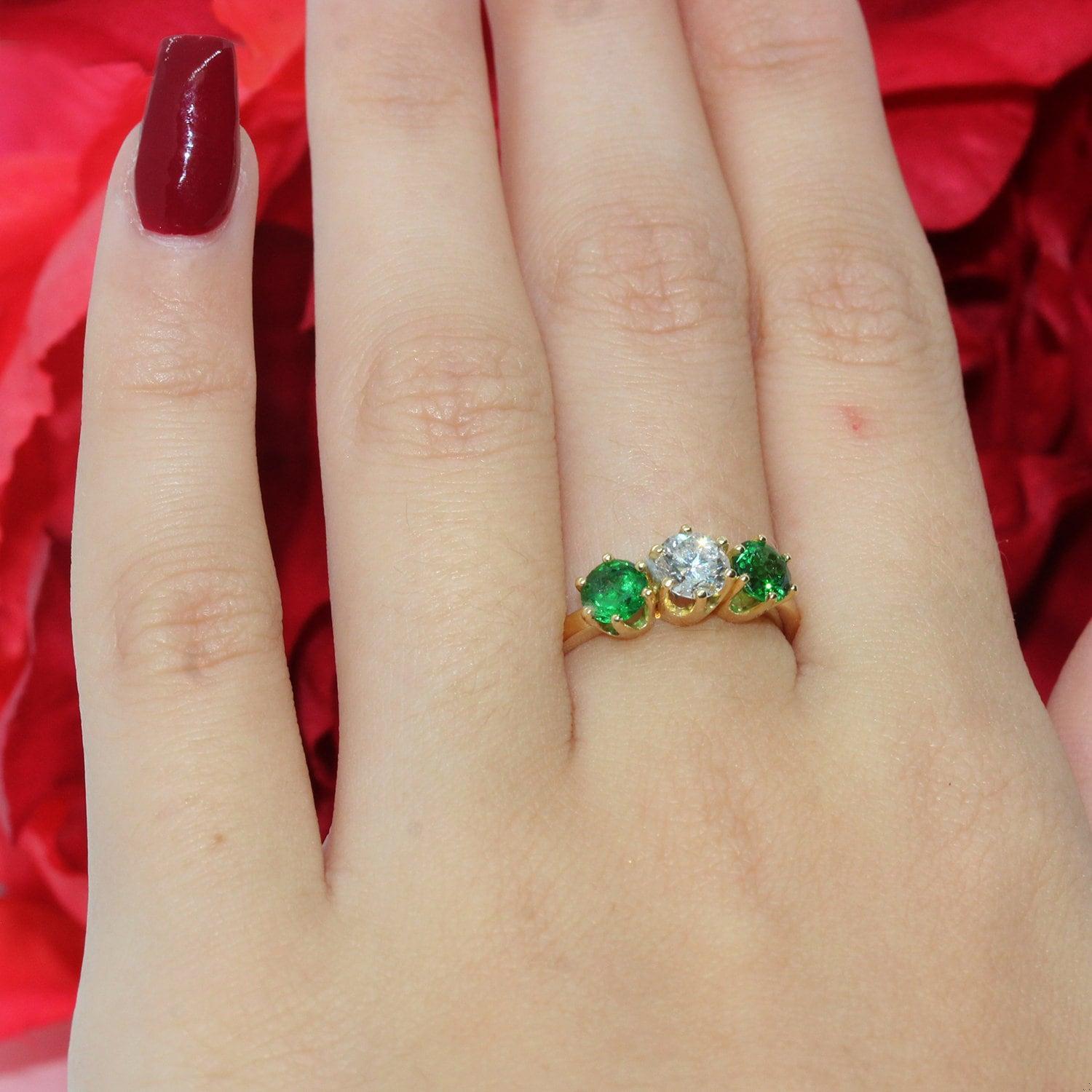 3-Stone Diamond Tsavorite Garnet Band Ring 18K Yellow Gold Size 5 Ladies Estate