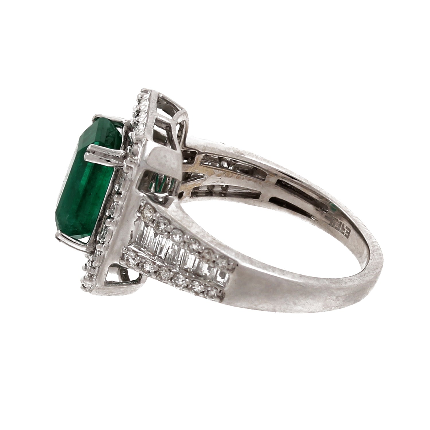 EFFY 2.77ctw Emerald Cut Emerald & Diamond Statement Ring 14K W/Gold Size 6.25