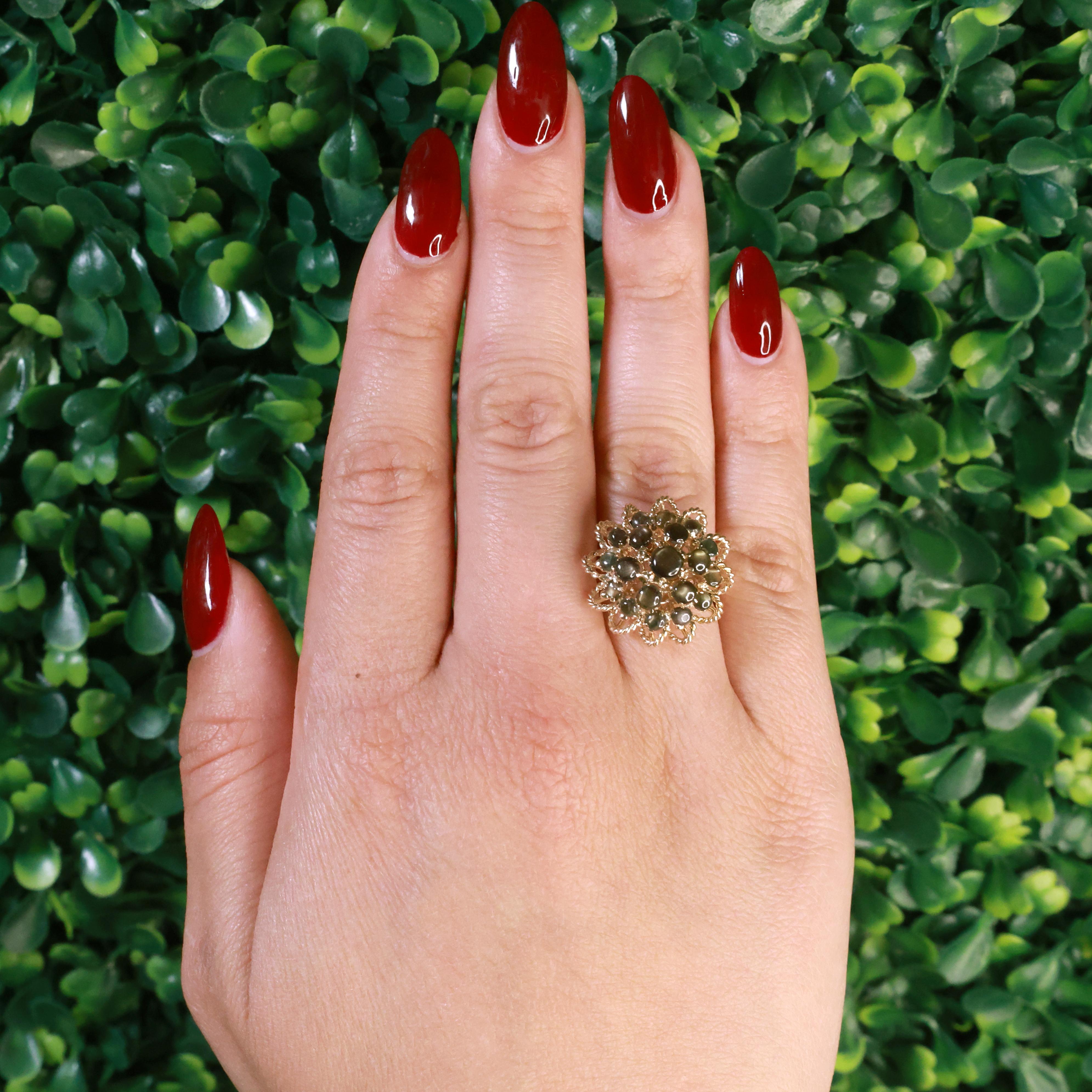 Black Star Sapphire Cocktail Flower Ring Yellow Gold 1.95 CTW Size 7.25 Ladies