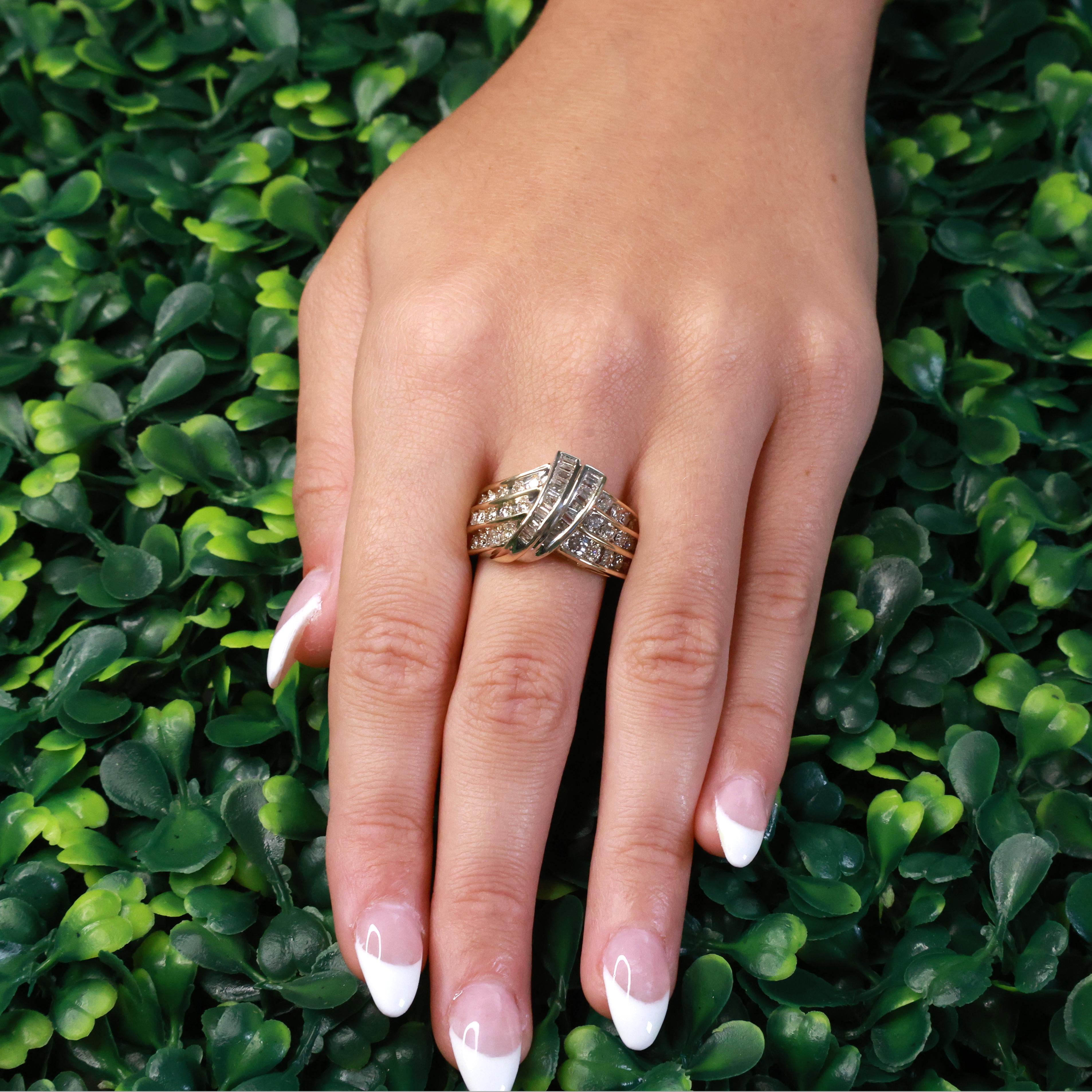 Diamond Swirl Cocktail Ring 14K Gold 1.35 TW Round Baguette Cut Size 8.25