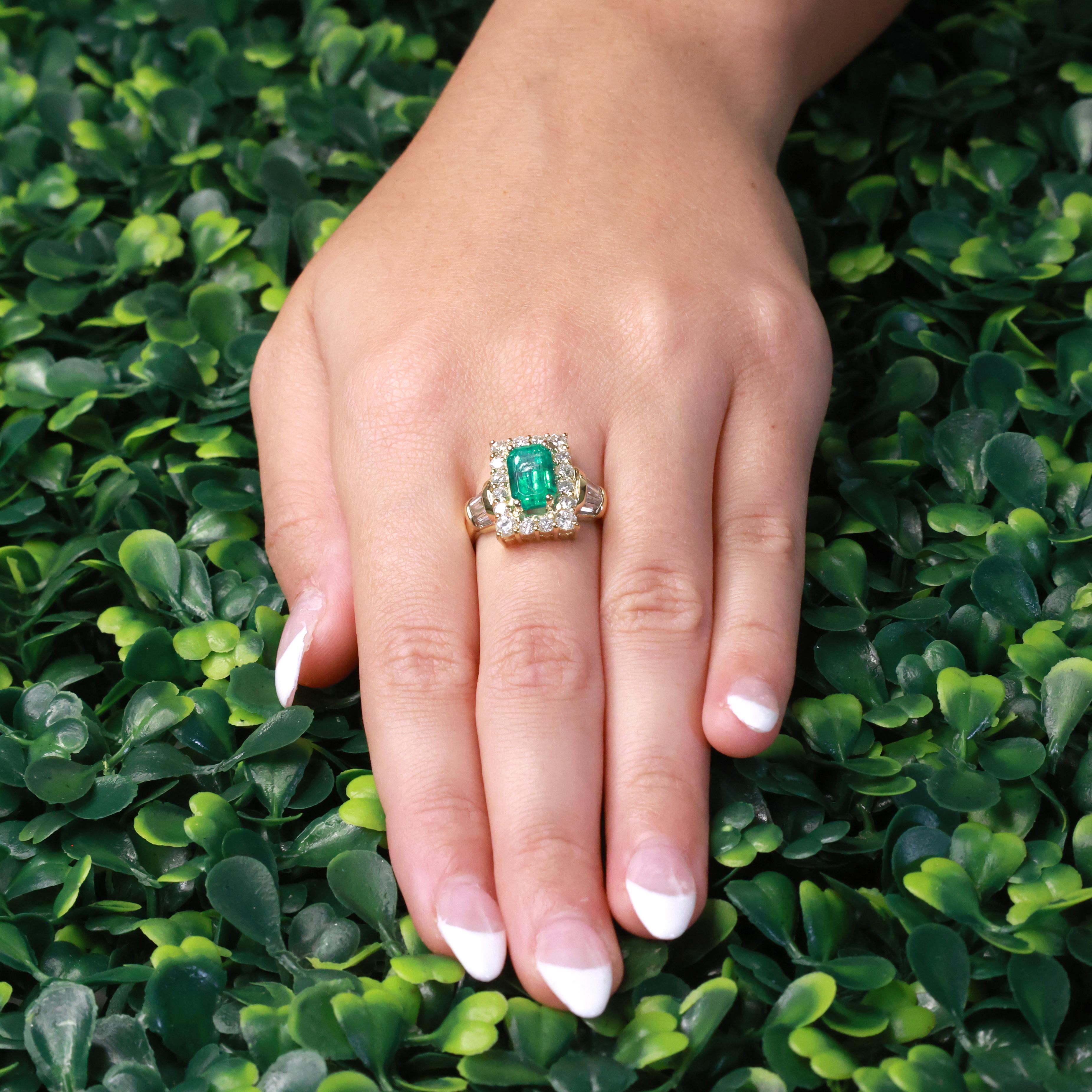 2.20CT Colombian Emerald Diamond Ring 18K Gold Sz 8.5 GIA 3.45CTW Estate