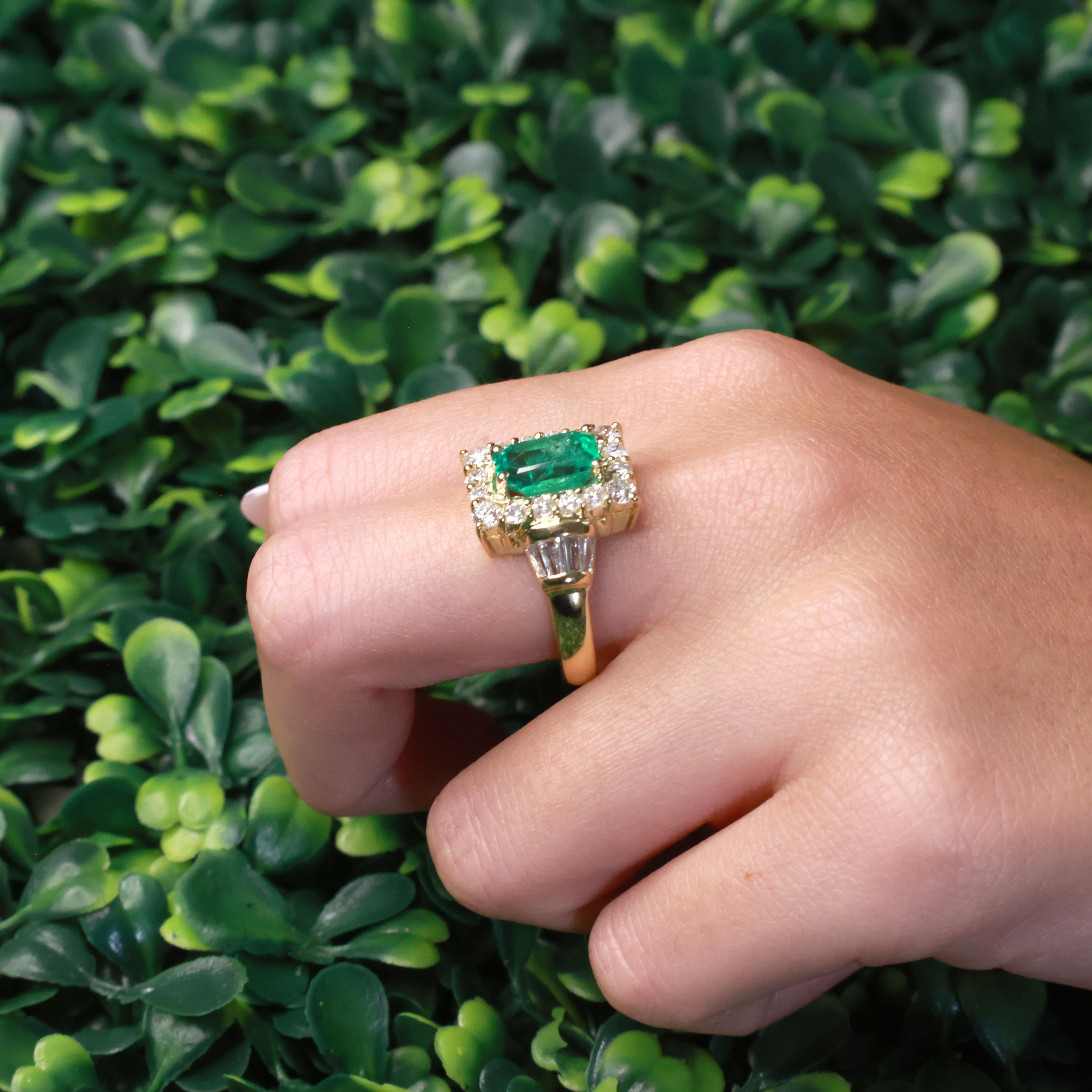 2.20CT Colombian Emerald Diamond Ring 18K Gold Sz 8.5 GIA 3.45CTW Estate