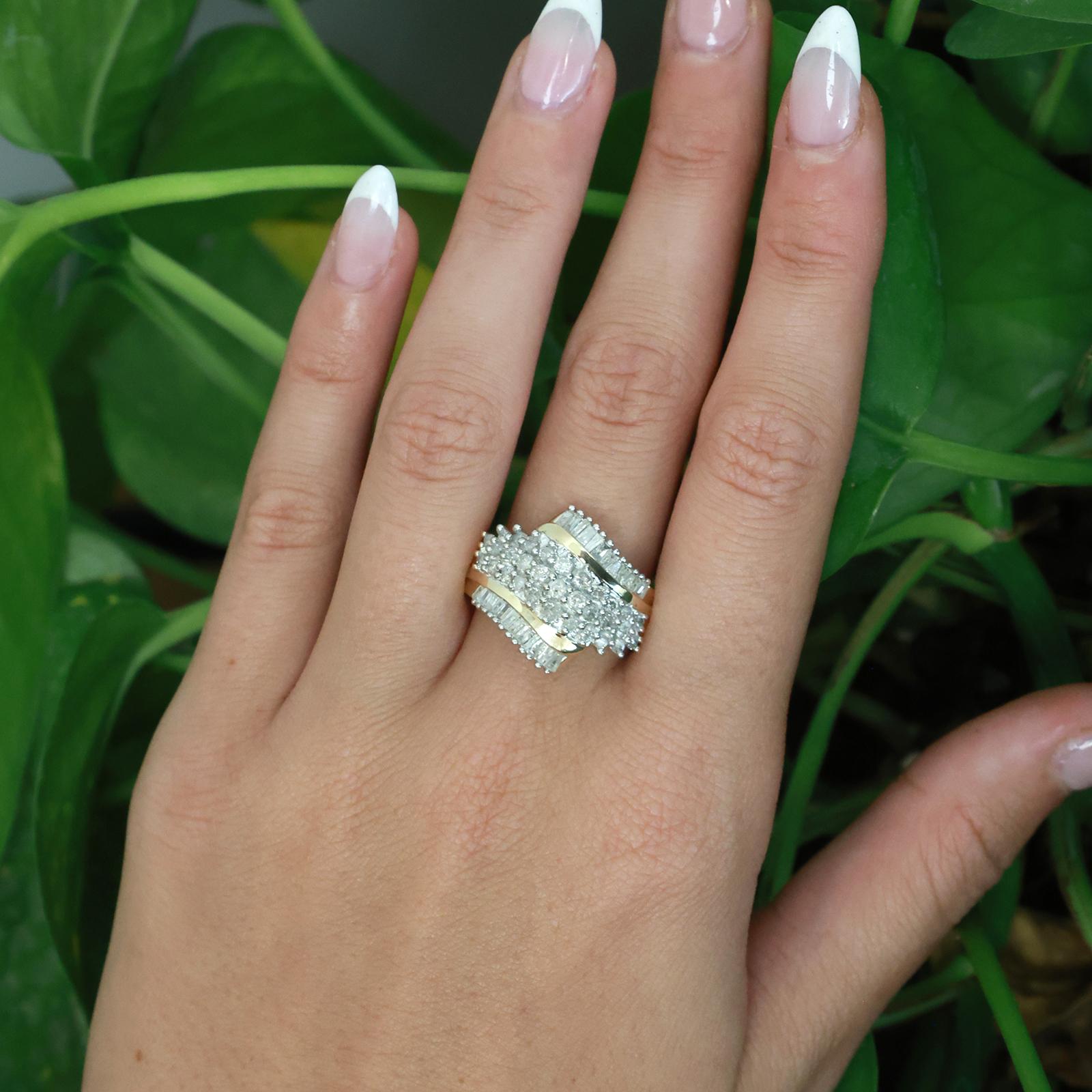 10K Two Tone Gold Diamond Ring 1.00CTW Round & Baguette Cluster Size 9