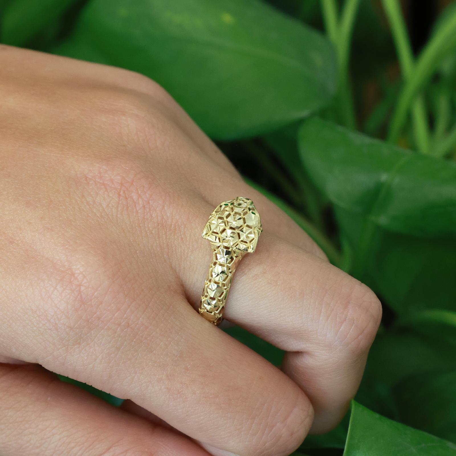 Vintage 14K Italy Yellow Gold Panther Ring Green Eyes Unisex Estate Size 7.25