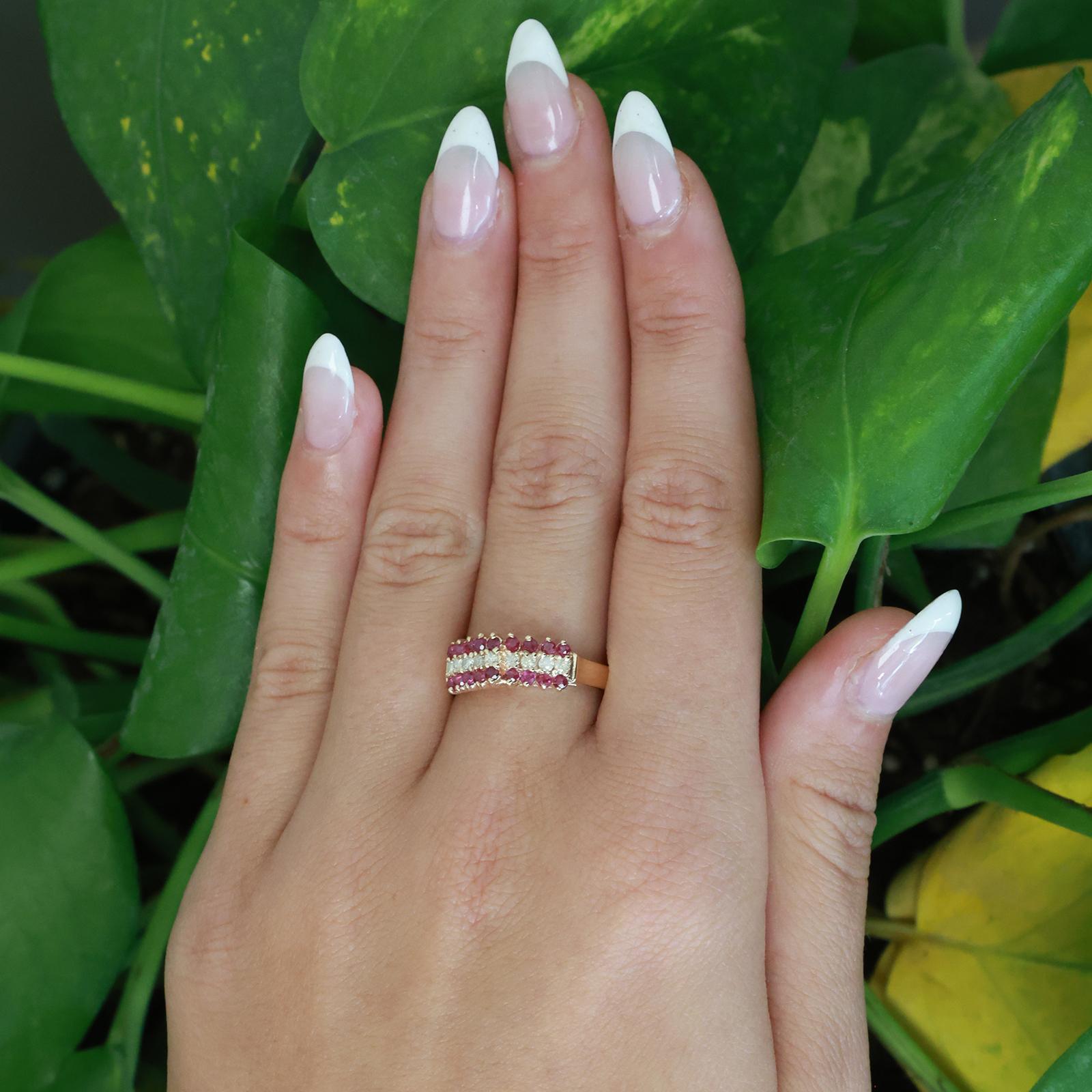 14K Yellow Gold 0.48CTW Ruby Diamond Band Ring Size 7 Estate Vintage