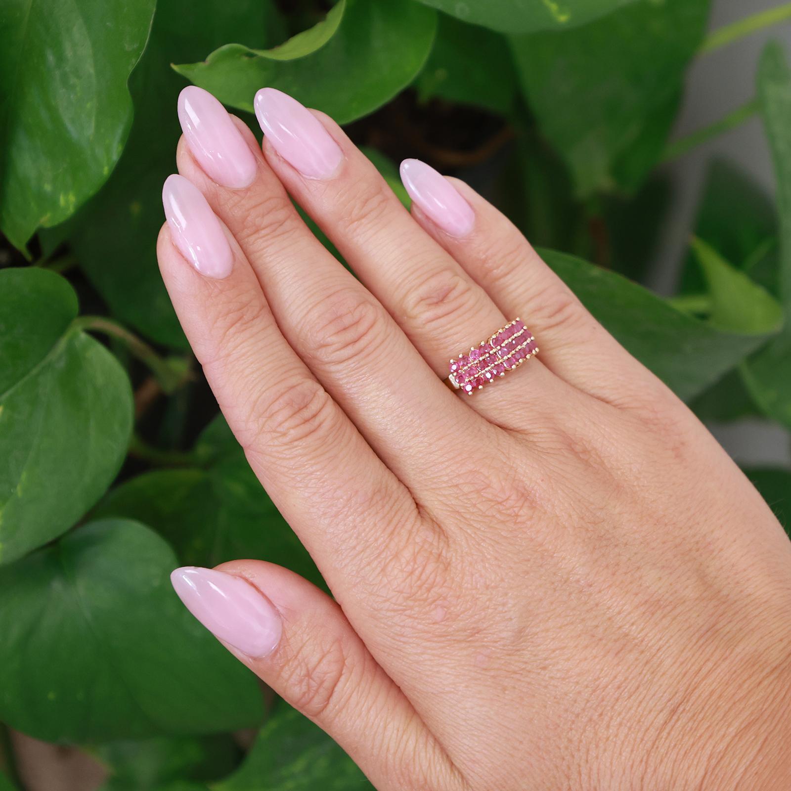 10K Yellow Gold 1.08CTW Natural Ruby 3-Row Cluster Cocktail Ring Size 6
