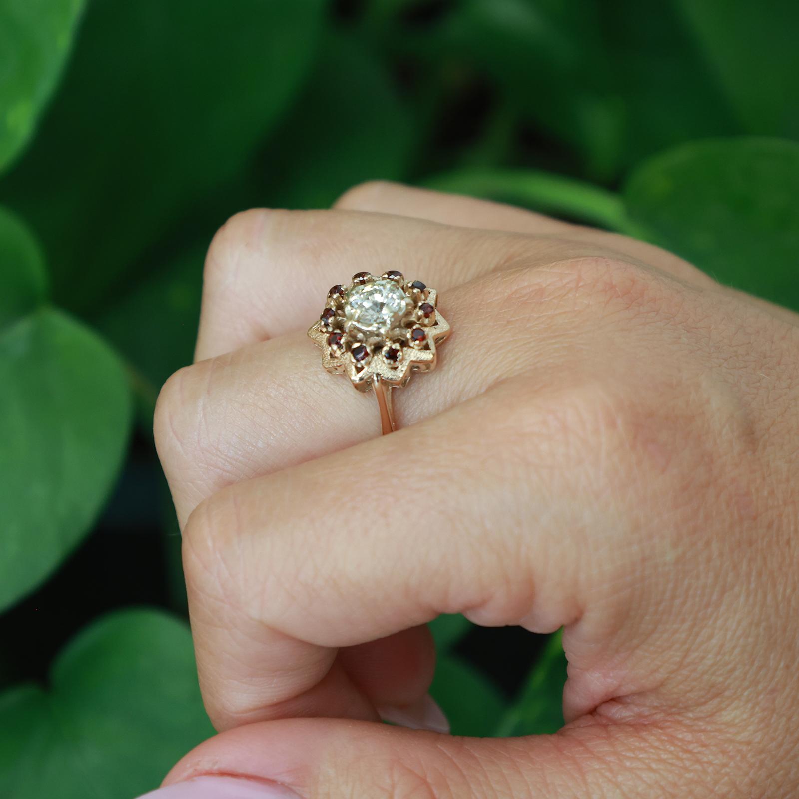 14K Two-Tone Gold 0.70ct Diamond Garnet Halo Star Cocktail Ring Size 7.25