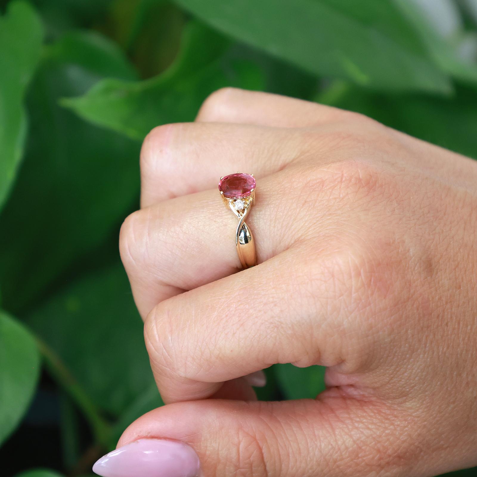 14K Yellow Gold 1.35ct Pink Tourmaline Diamond Twist Ring Size 7