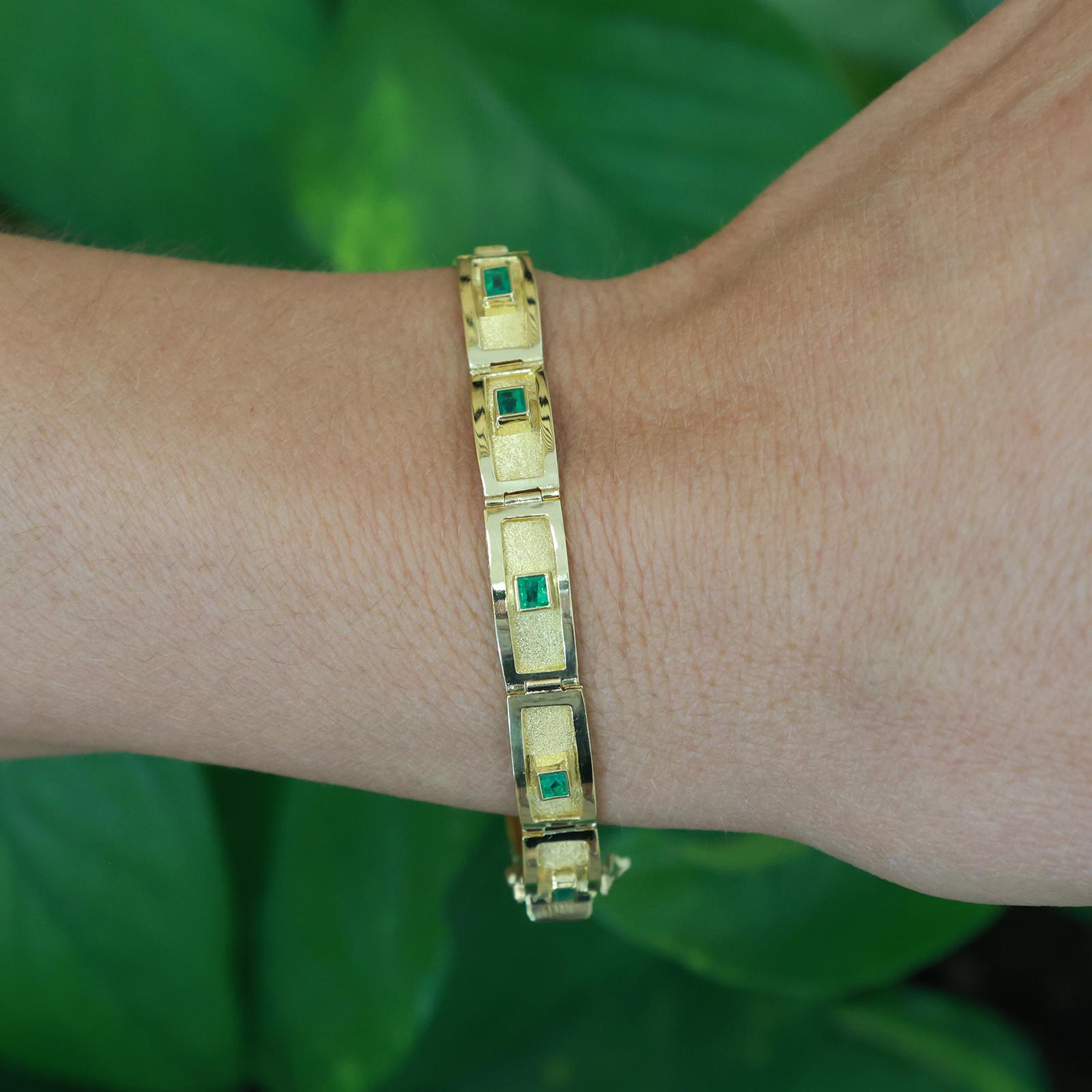 18K Yellow Gold Natural Emerald Panel Link Bracelet 0.60CTW 6.5" Estate