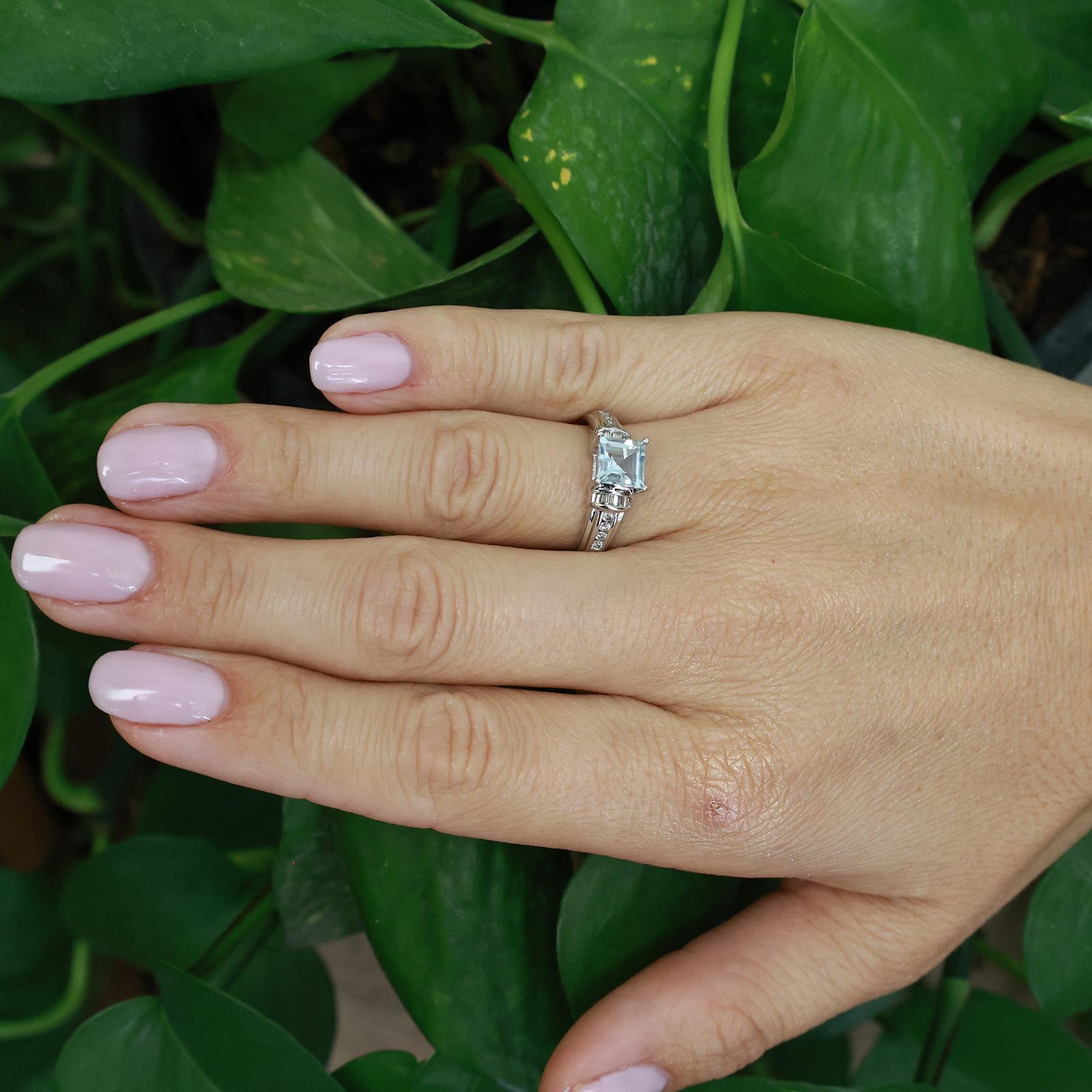 1.25CTW Aquamarine Diamond Ring 14K White Gold Baguette Accent Size 7 Estate